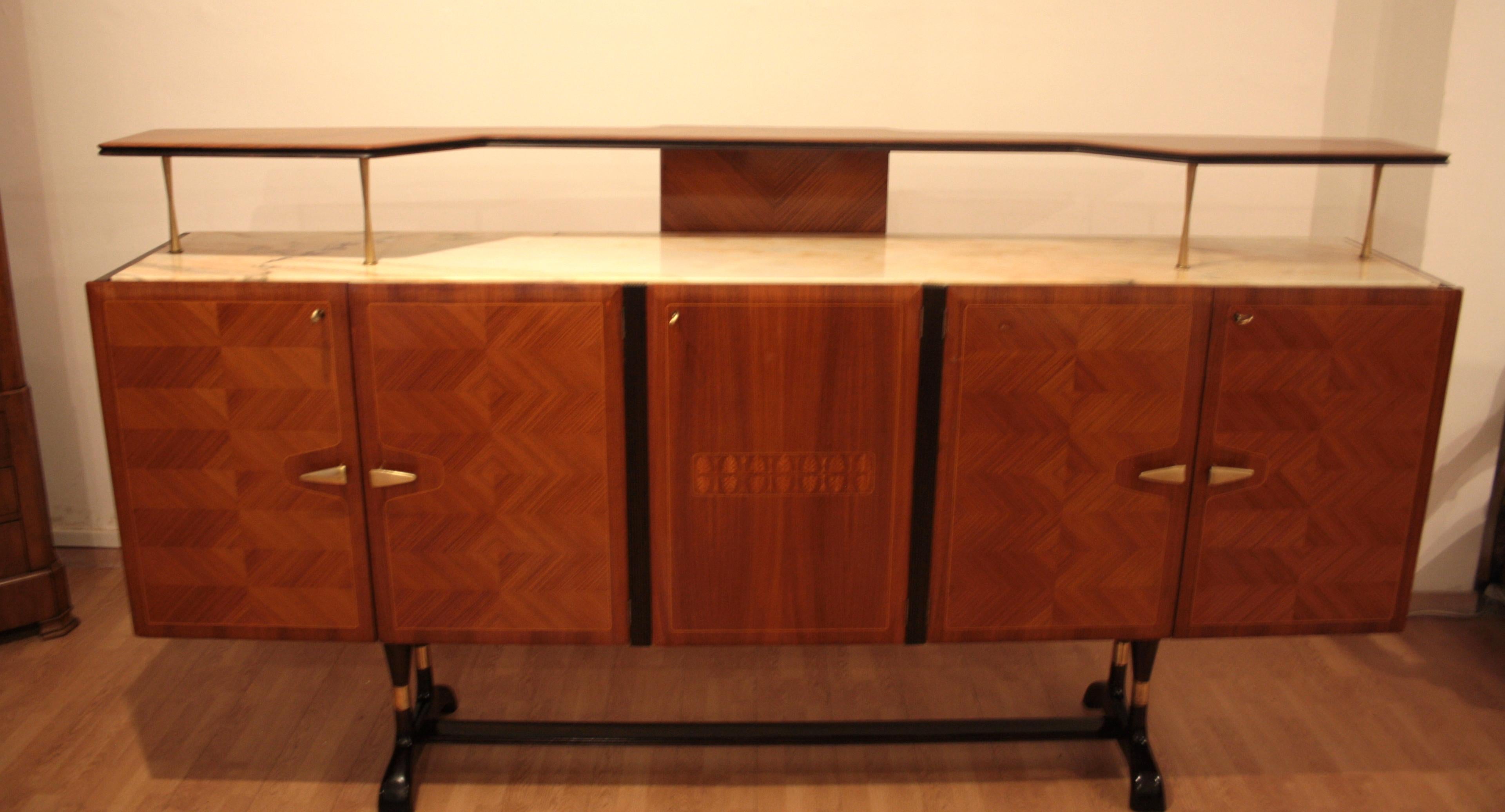 Middle 20th Century Sideboard by Vittorio Dassi for Cecchini Mid-Century Modern For Sale 12