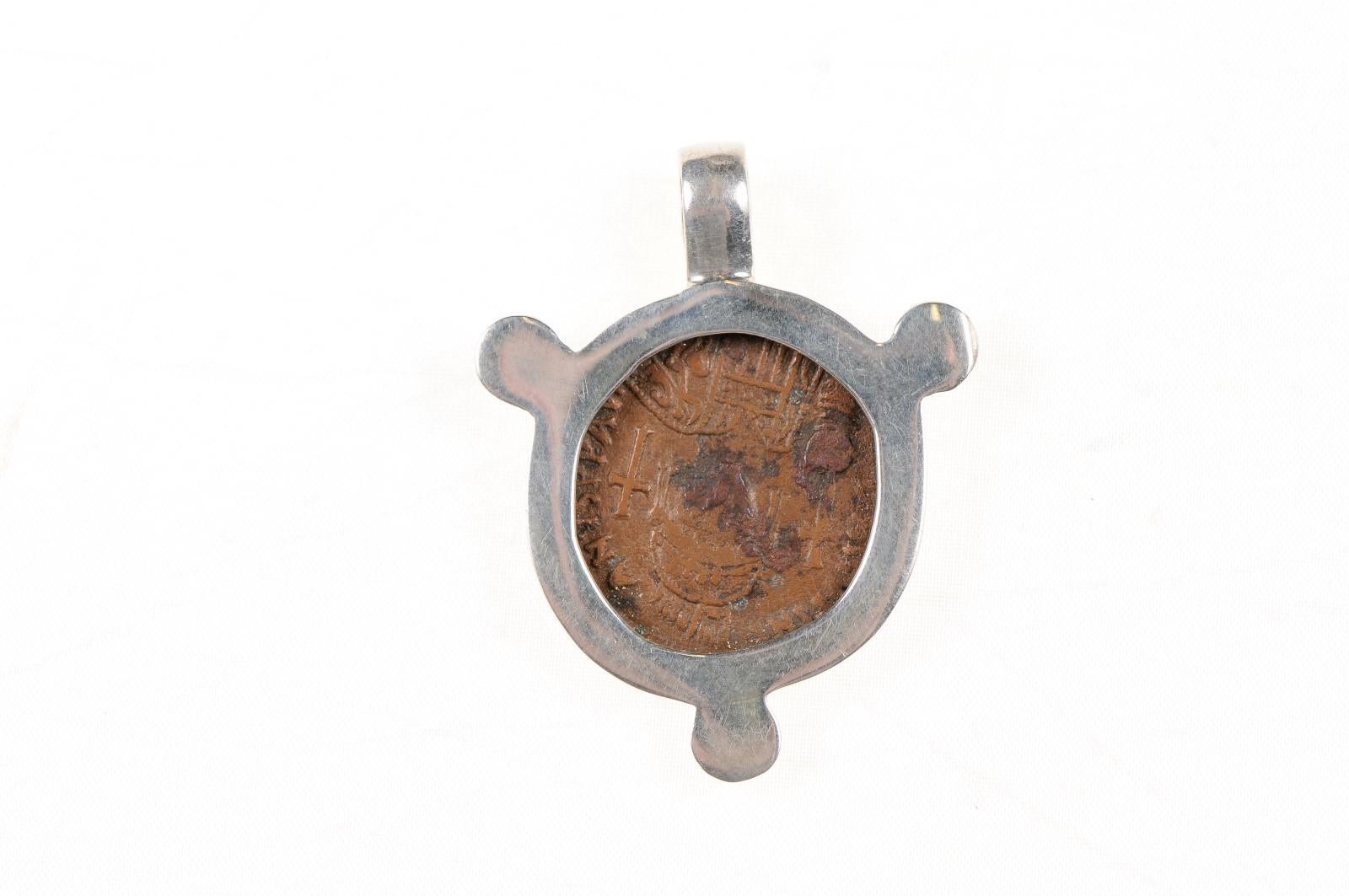 Pendentif pièce de monnaie byzantine du Moyen-Âge (pendentif uniquement) en vente 3