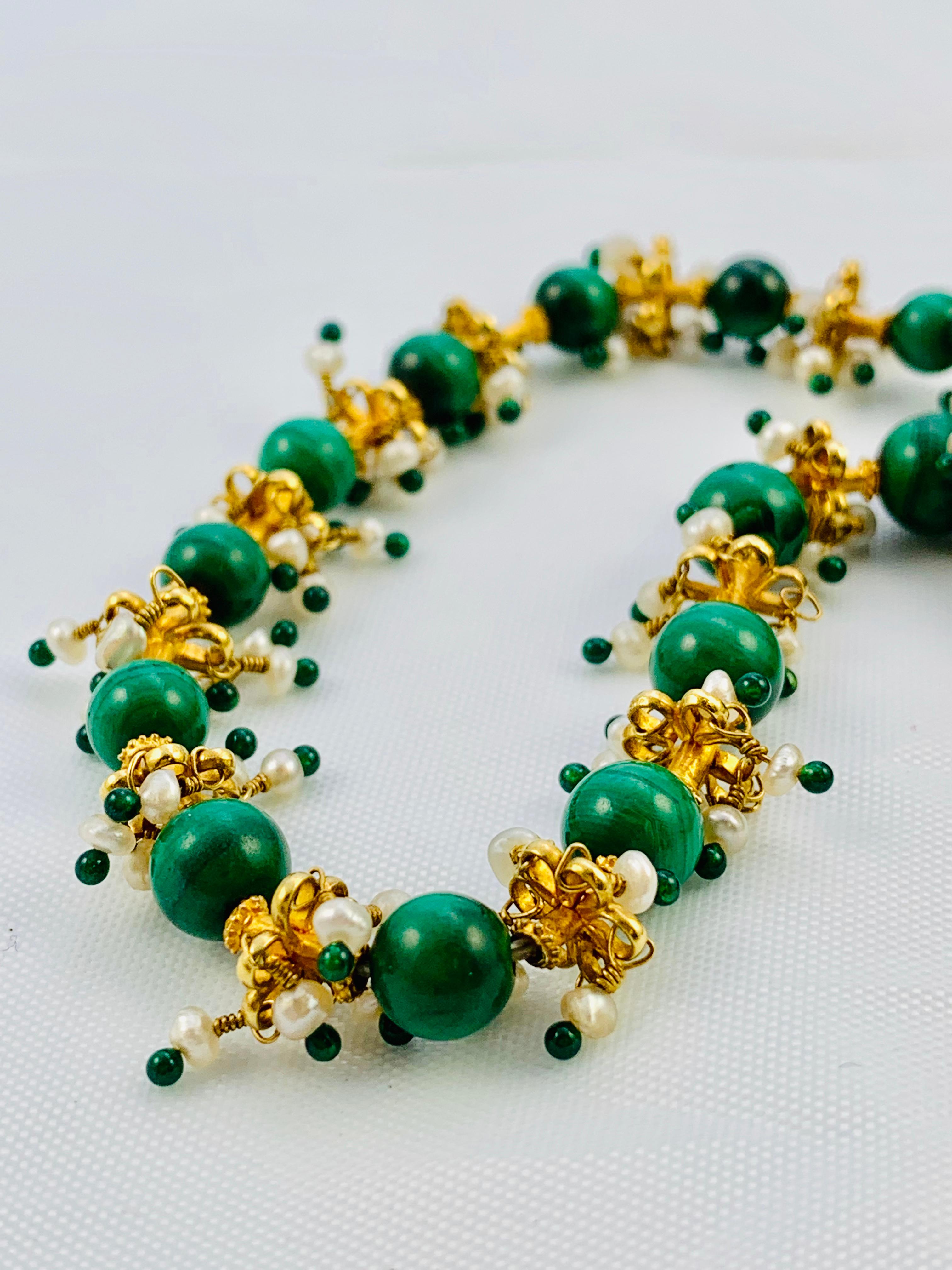 Women's or Men's Middle Eastern 22 Karat Yellow Gold, Malachite, Pearl and Emerald Bead Necklace