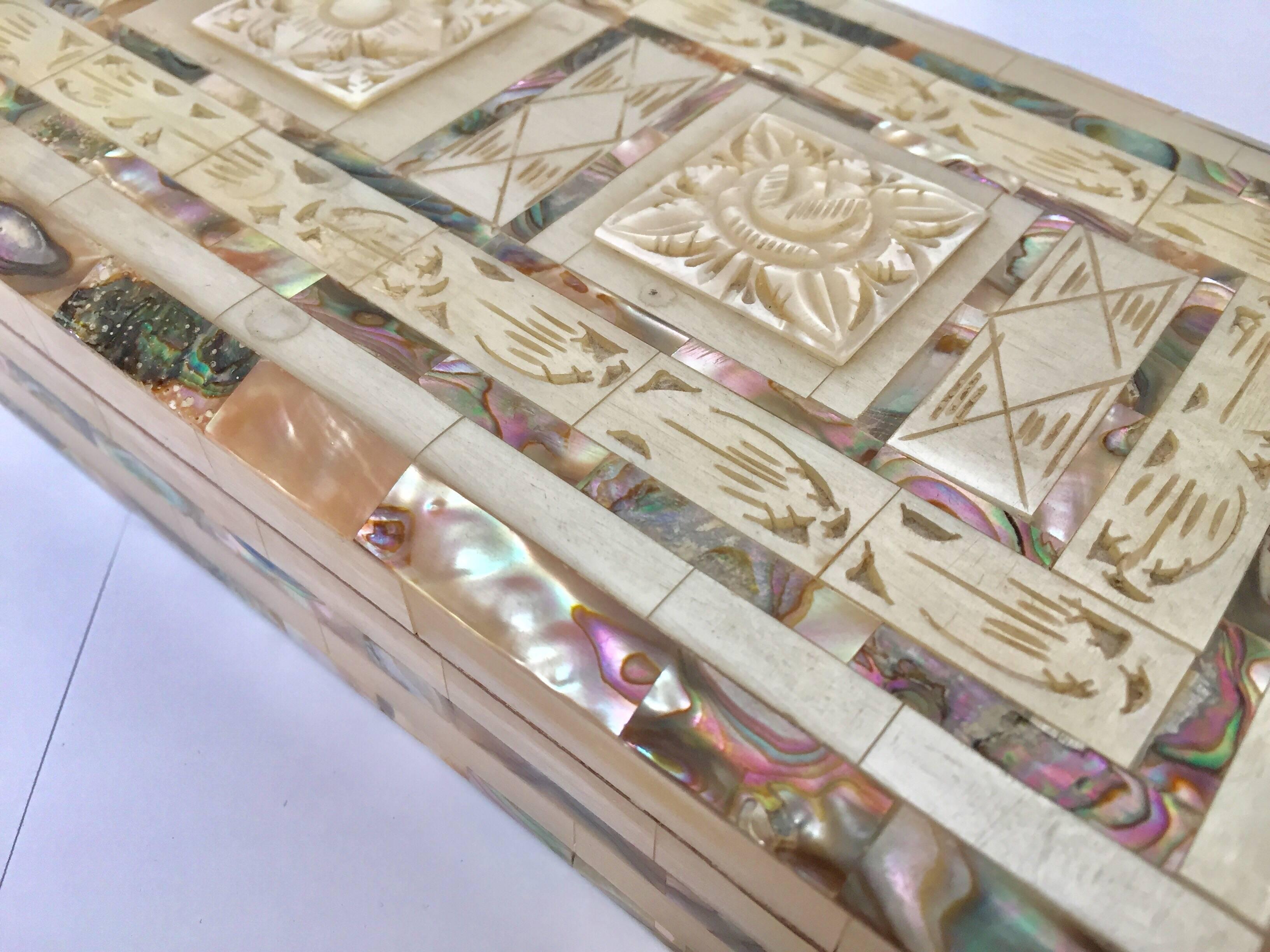 Middle Eastern Abalone and Mother-of-Pearl Inlay Large Rectangular Box In Excellent Condition In North Hollywood, CA