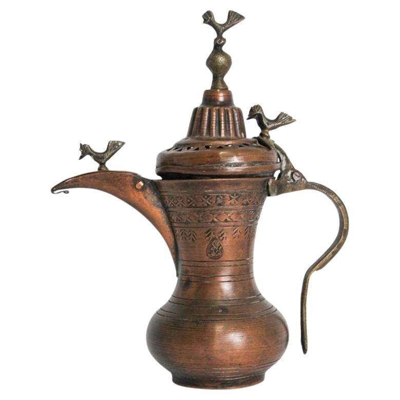 Ancienne cafetière turque ottomane du Moyen-Orient en bronze et cuivre de Dallah du 19ème siècle