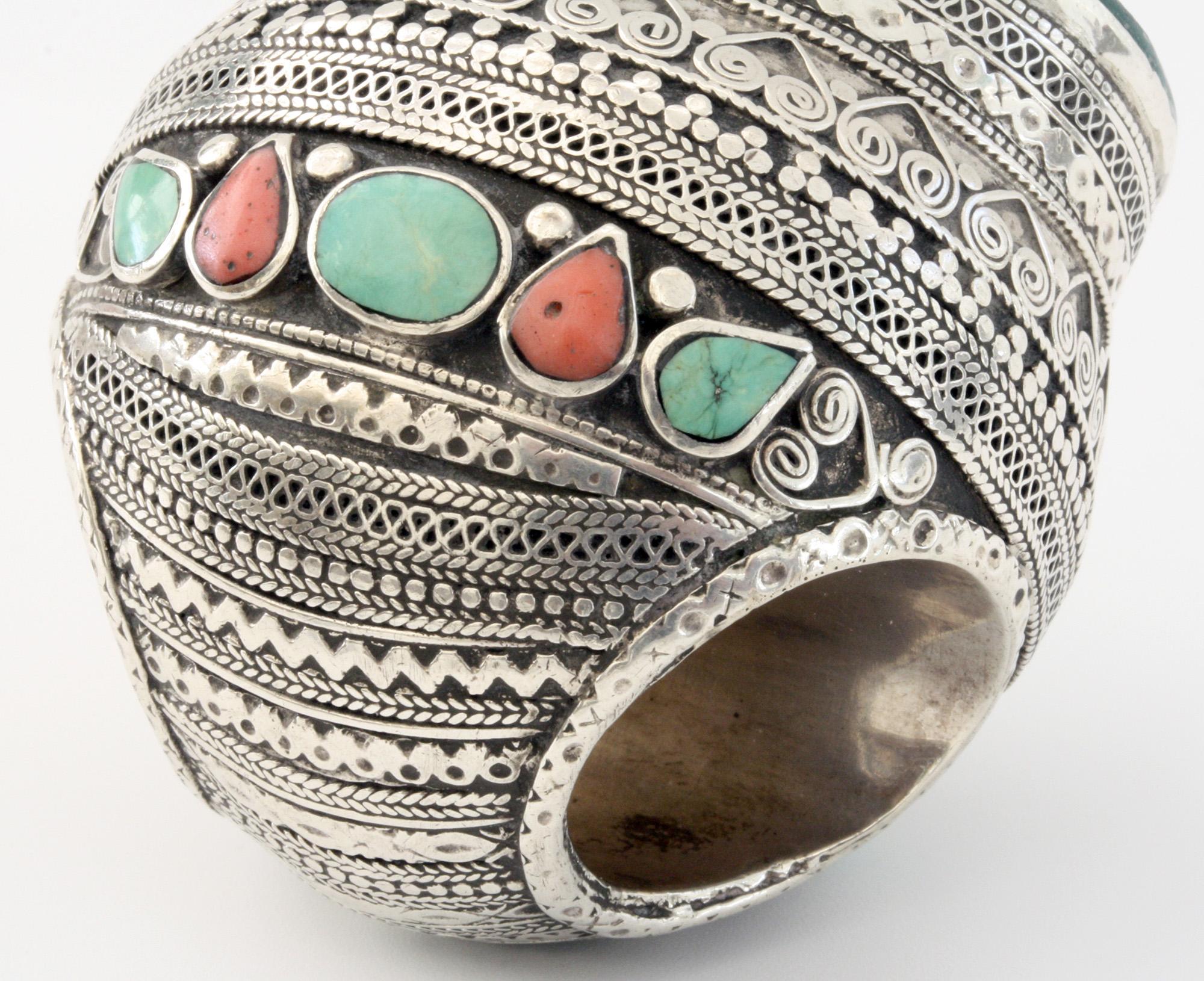 Other Middle Eastern Large Antique Silver Gem Set Intaglio Seal Ring For Sale