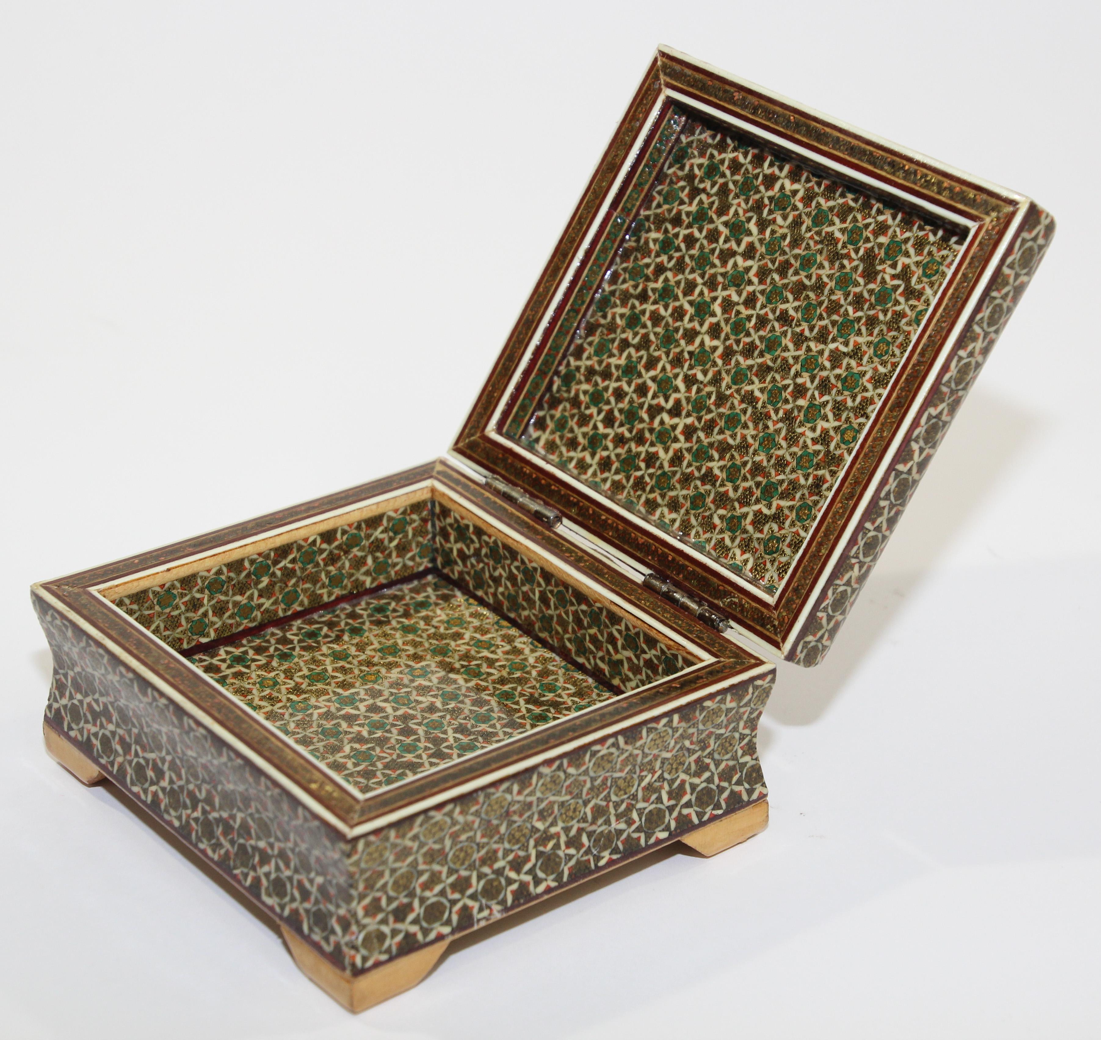 Middle Eastern Micro Mosaic Handcrafted Box For Sale 4