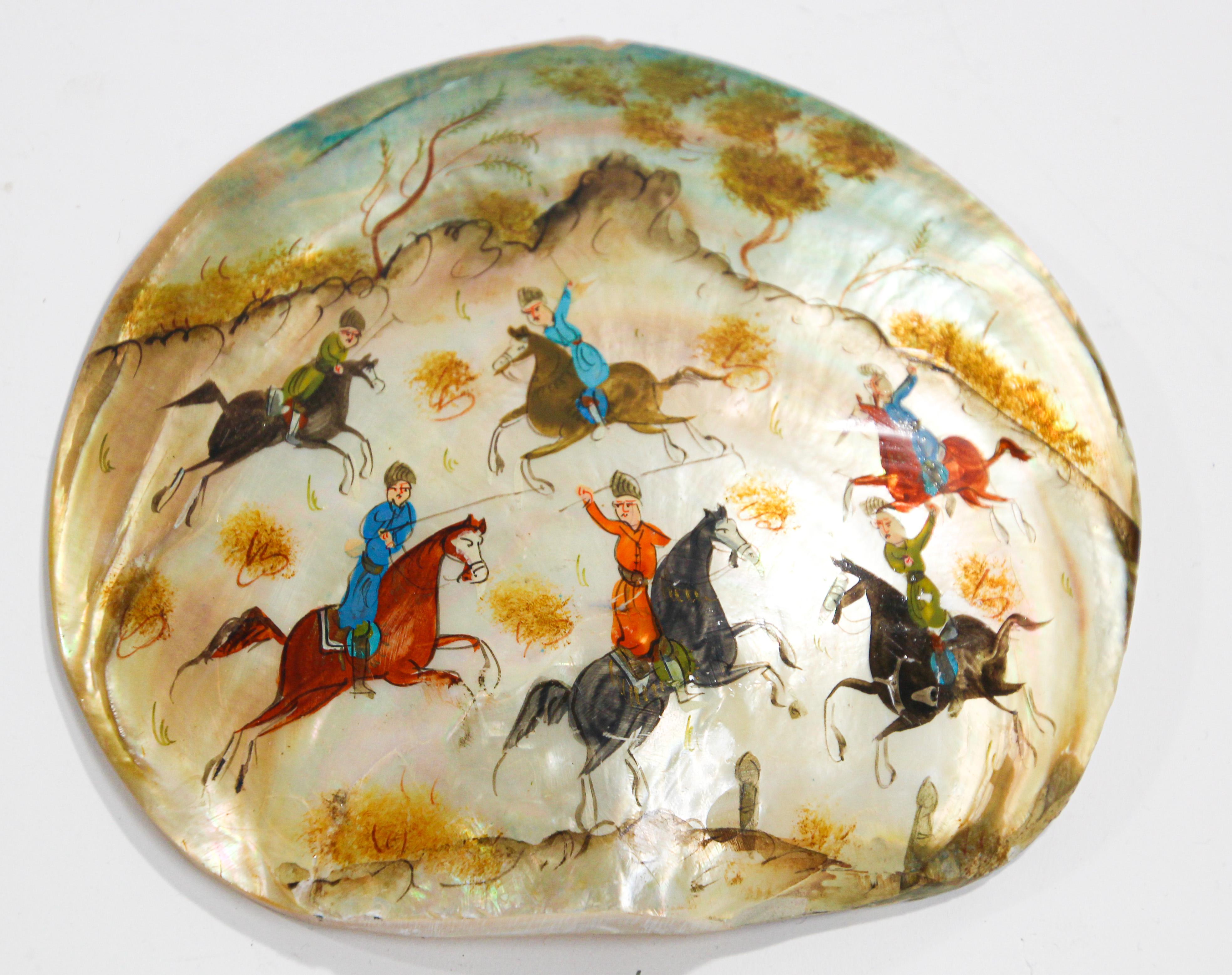 Middle Eastern Miniature Painting on Shell For Sale 8
