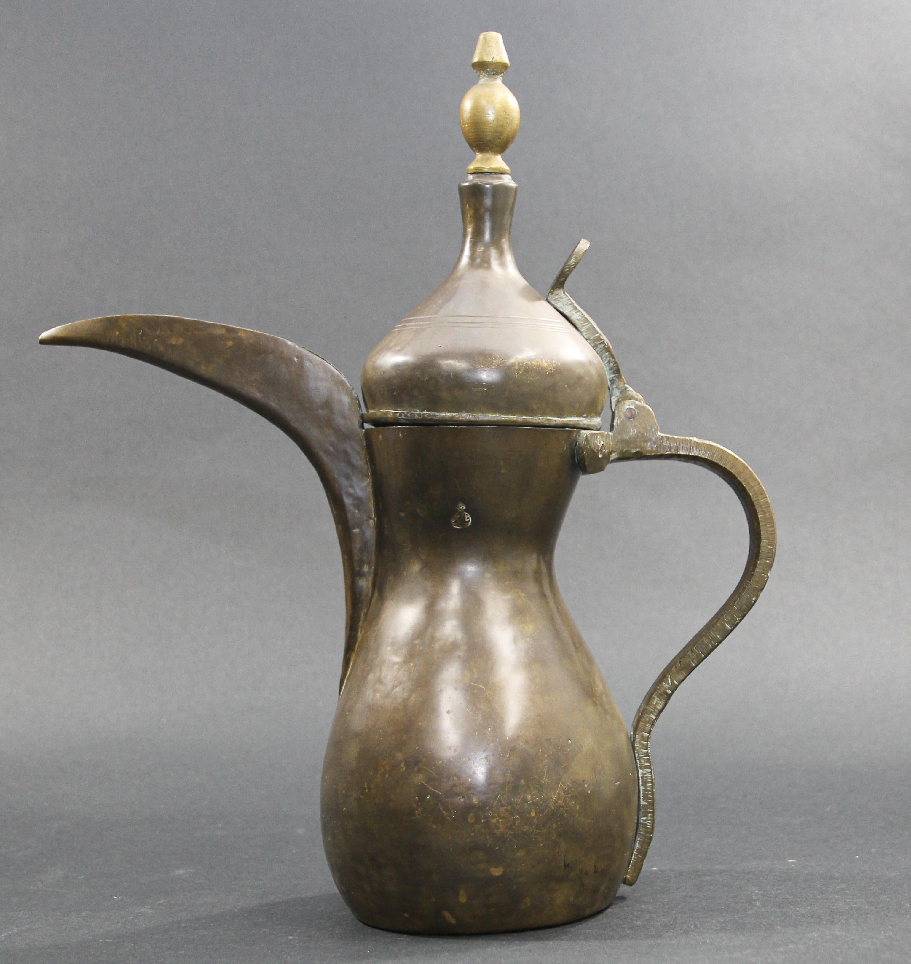 Middle Eastern Moorish Dallah Arabic Brass Coffee Pot For Sale 8