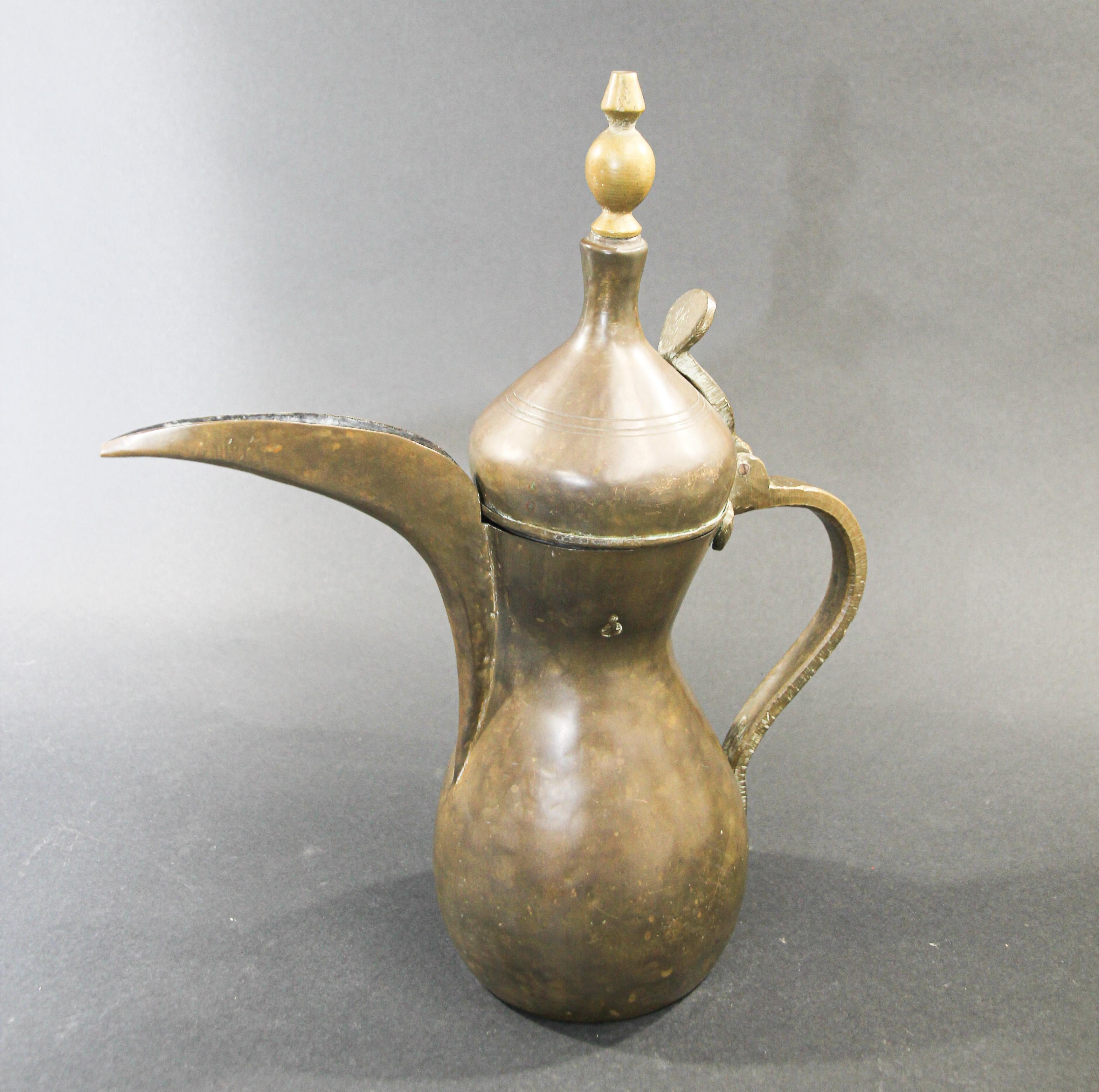 Islamic Middle Eastern Moorish Dallah Arabic Brass Coffee Pot For Sale