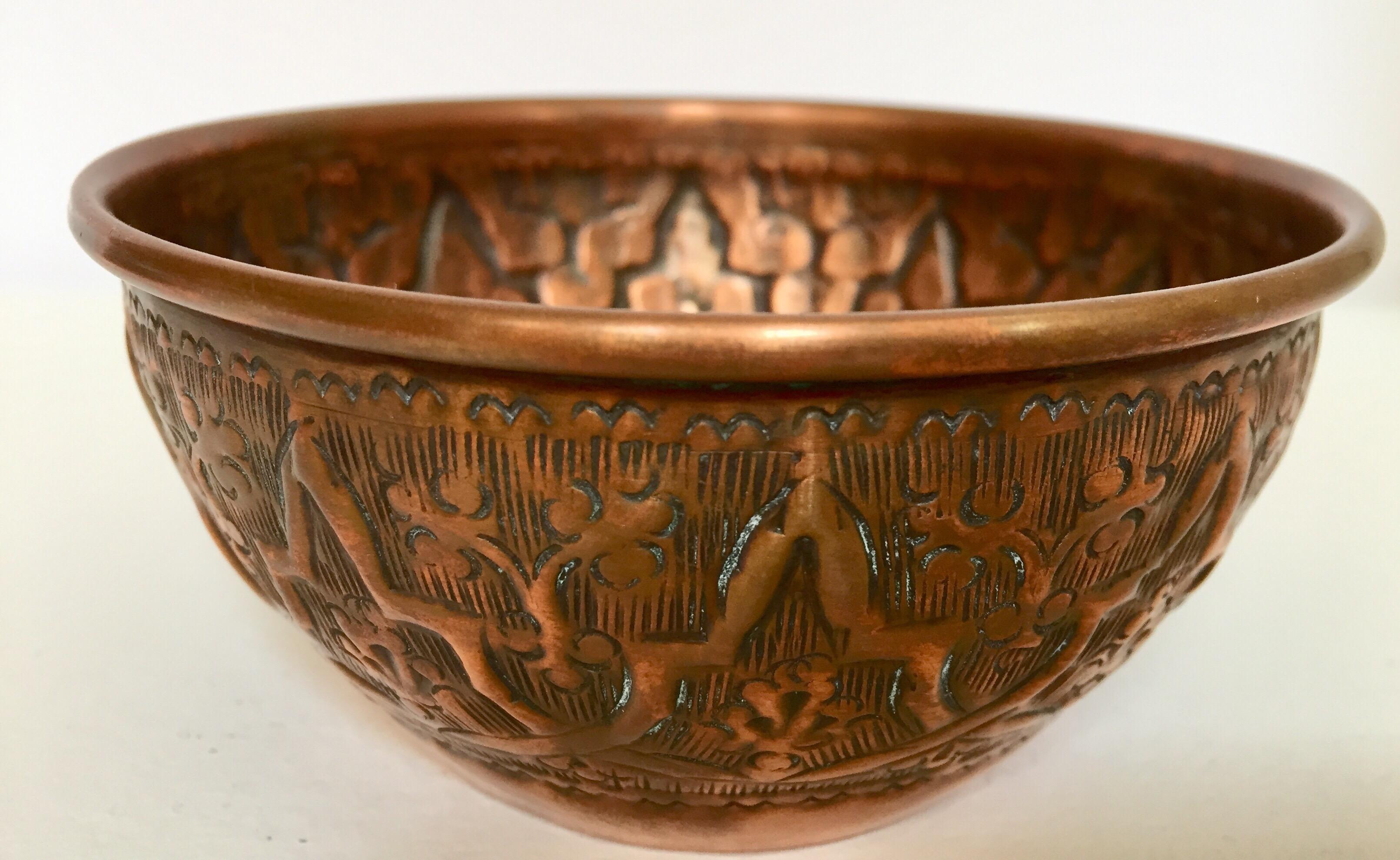 Persian Middle Eastern Moorish Hand-Etched Ceremonial Copper Bowl