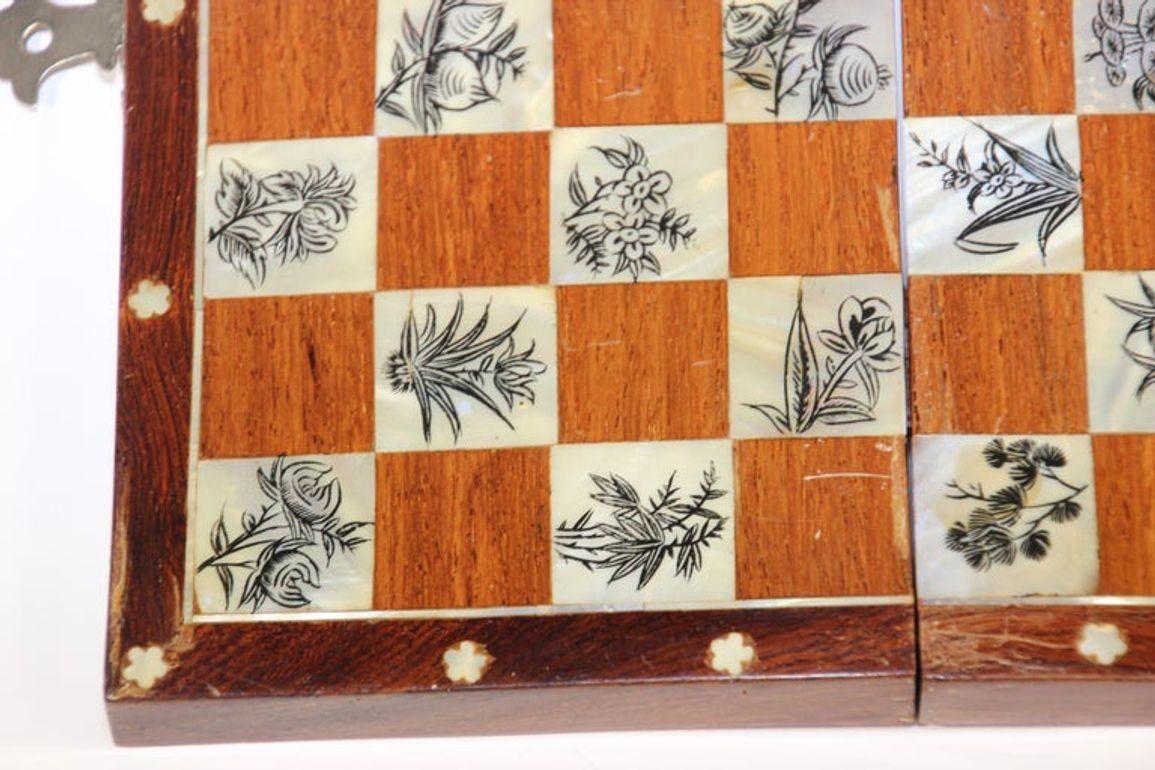 Lebanese Middle Eastern Moorish Inlaid Chess Board Box For Sale