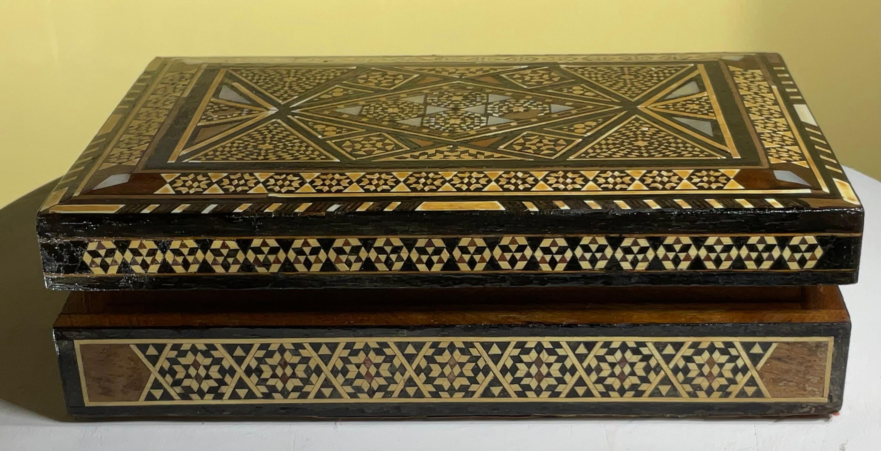 Middle Eastern Moorish Jewelry Box For Sale 3