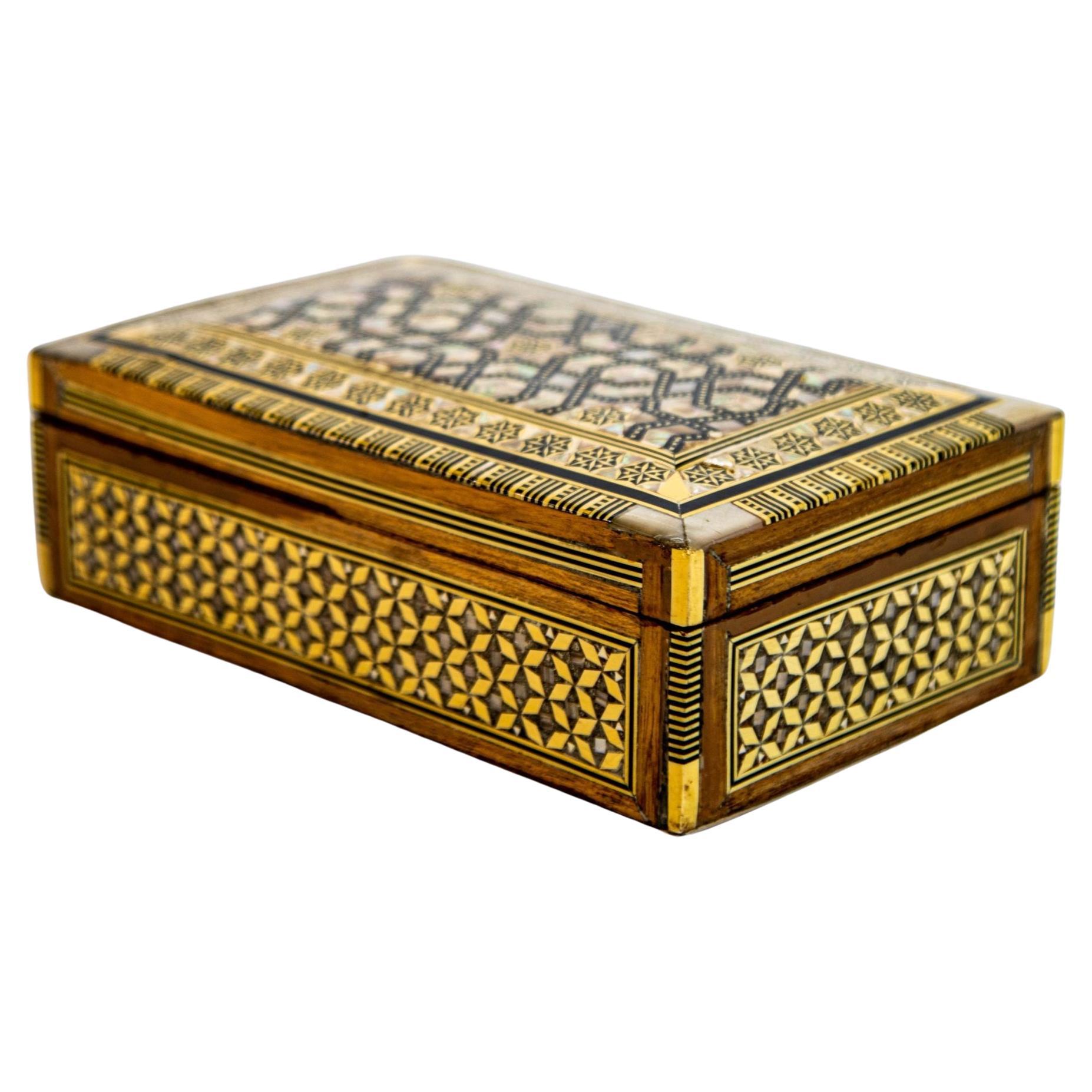 Middle Eastern Moorish Mother of Pearl Inlaid Marquetry Jewelry Box For Sale