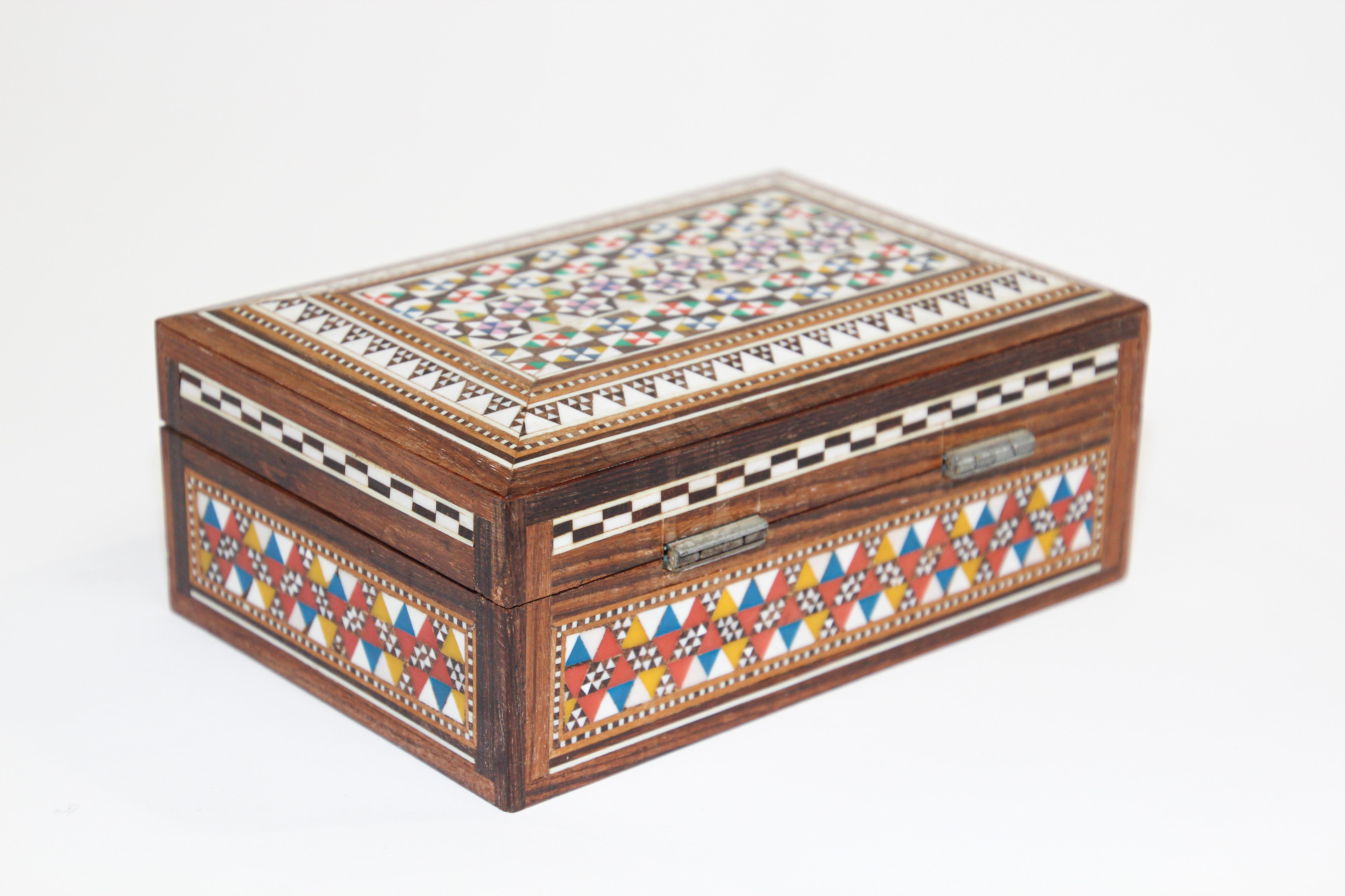 Lebanese Middle Eastern Mosaic Moorish Box Inlaid For Sale