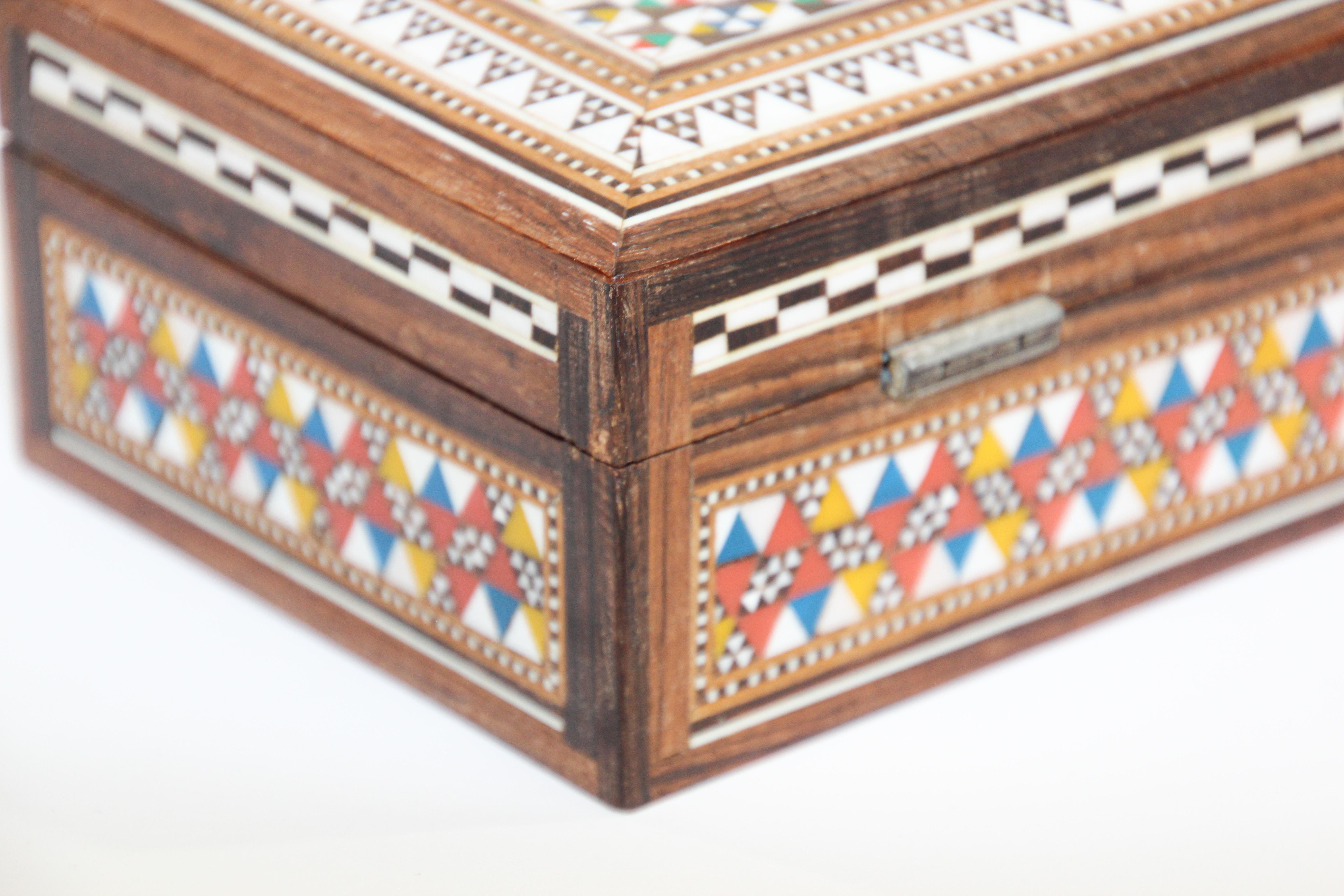 Shell Middle Eastern Mosaic Moorish Box Inlaid