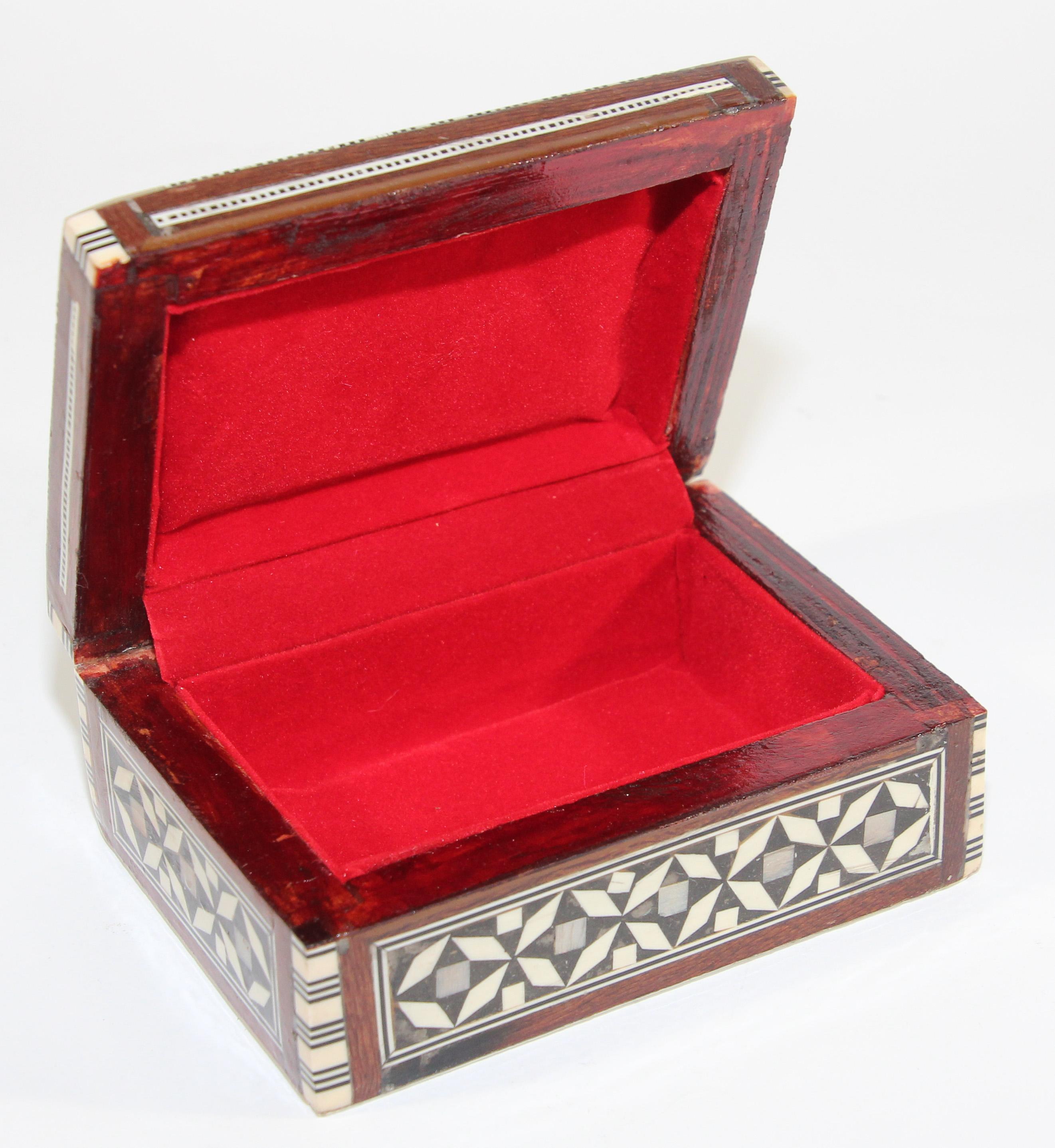 Wood Middle Eastern Mosaic Moorish Mother of Pearl Inlaid Trinket Box For Sale