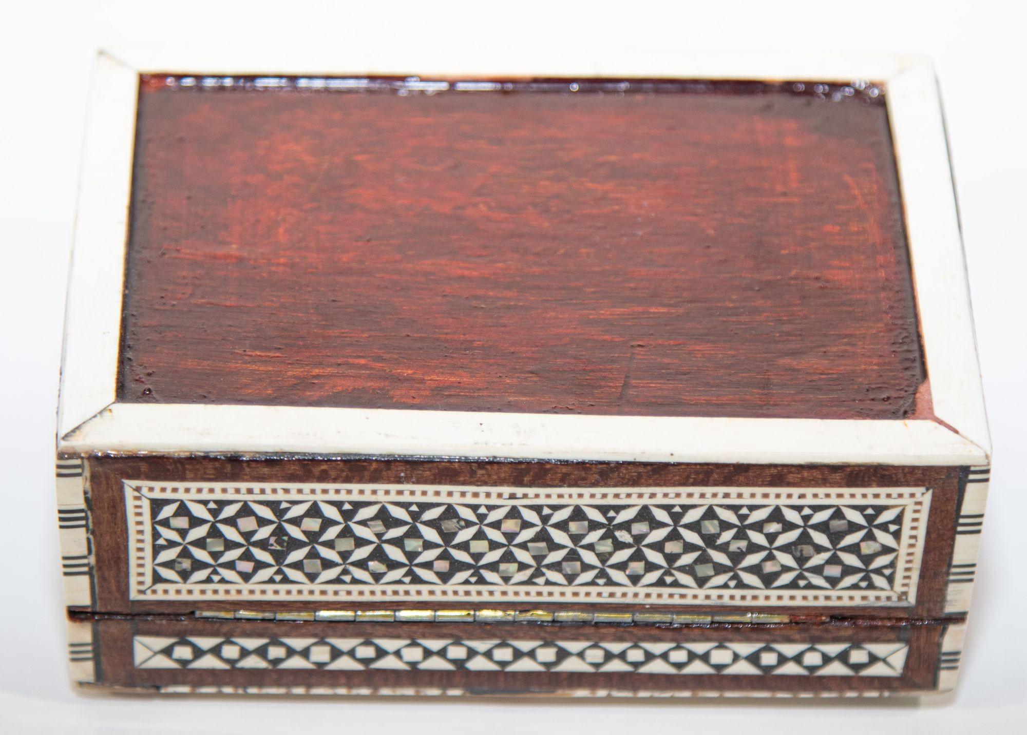 mosaic wooden box