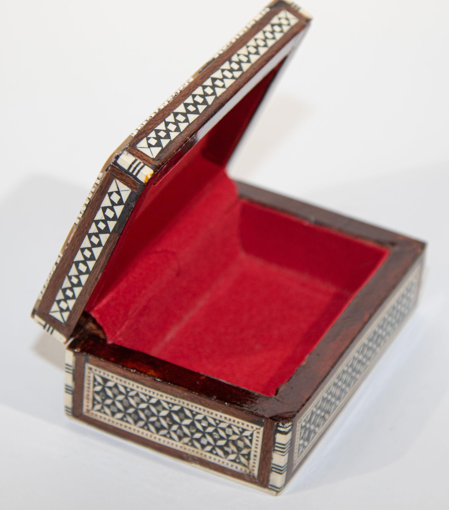 Moorish Middle Eastern Mosaic Wood Box with Inlays of Mother of Pearl, C. 1950s For Sale