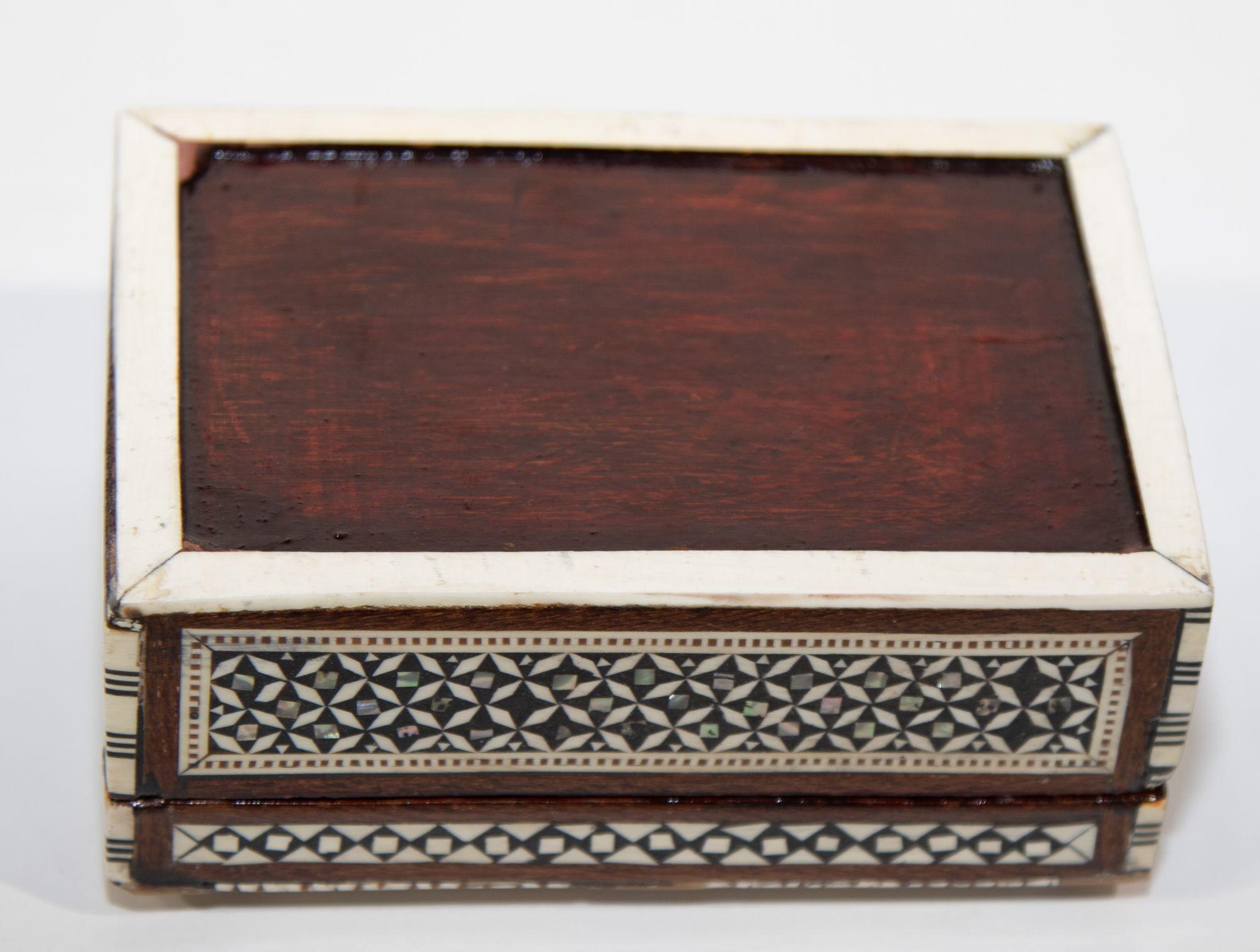 Hand-Crafted Middle Eastern Mosaic Wood Box with Inlays of Mother of Pearl, C. 1950s For Sale