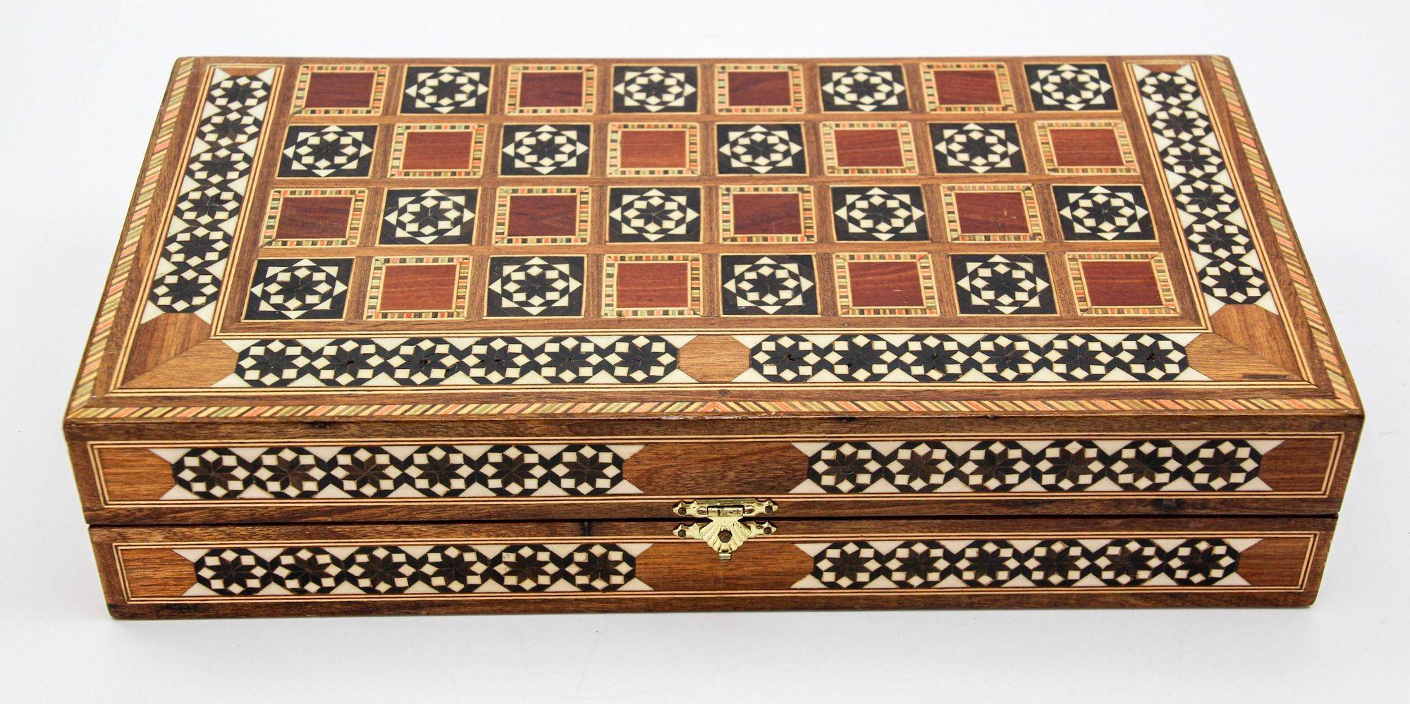 Middle Eastern Mosaic Wooden Inlaid Marquetry Box Game Backgammon In Good Condition In North Hollywood, CA