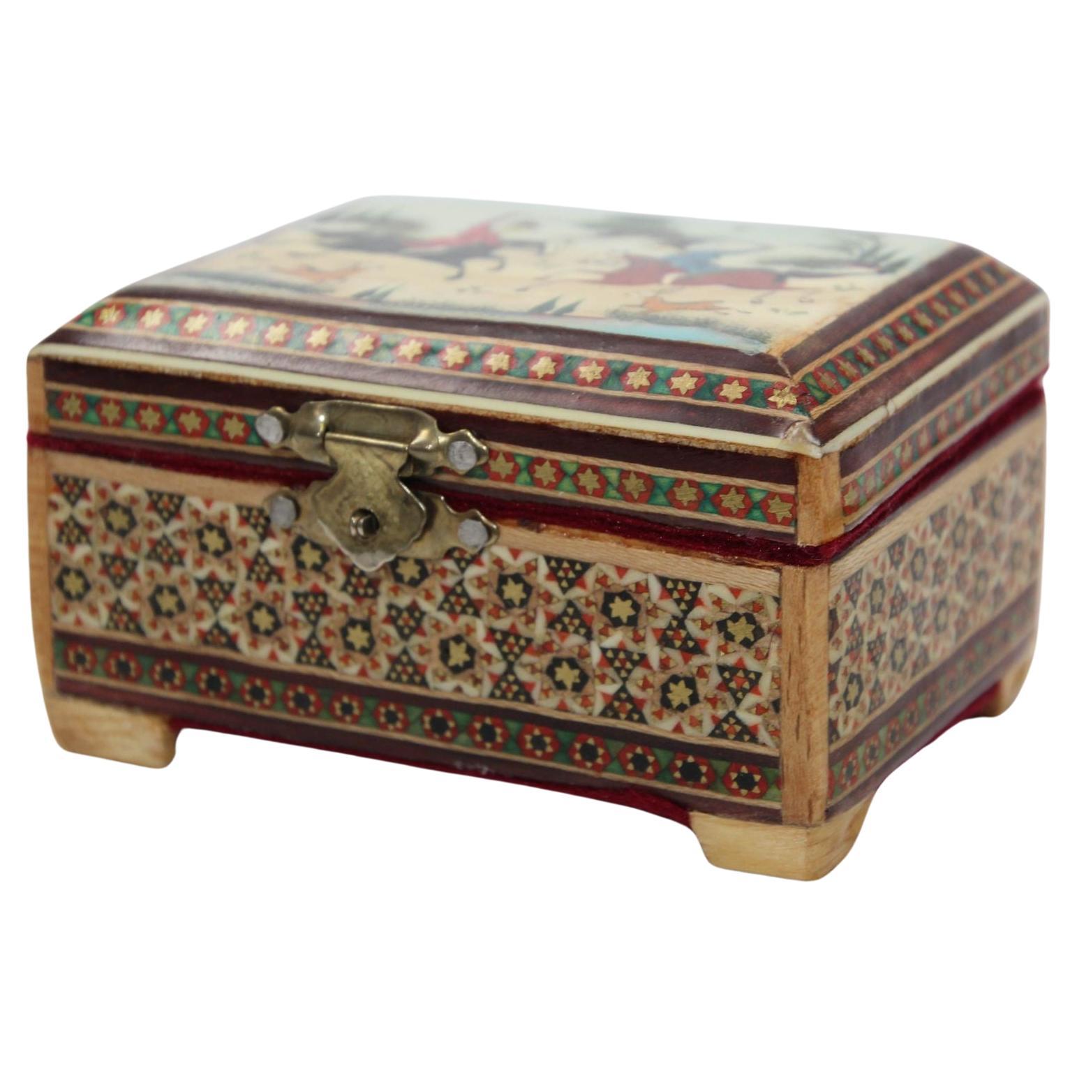 Boîte à bibelots Khatam persan du Moyen-Orient avec peinture miniature années 1950