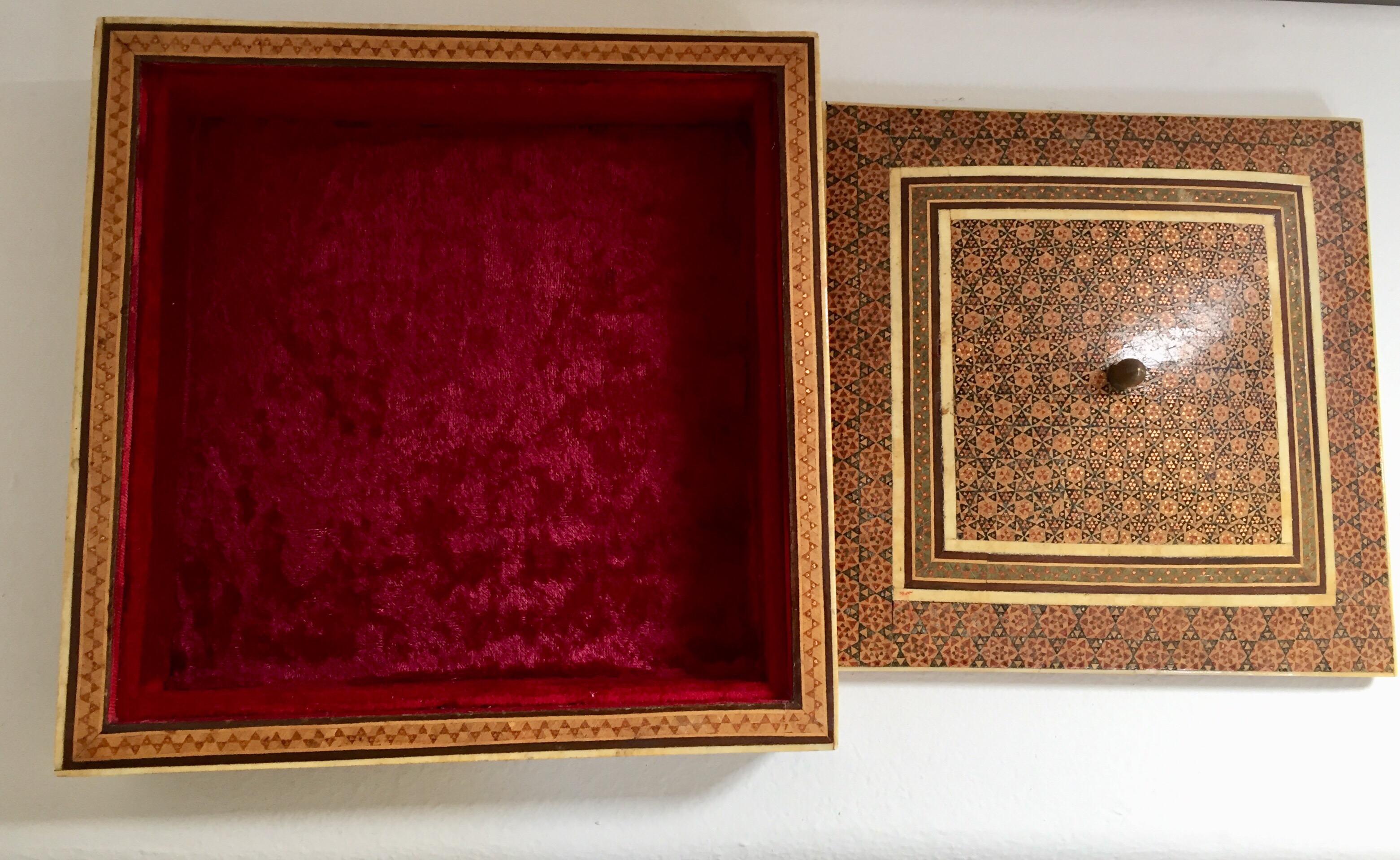 20th Century Middle Eastern Persian Sadeli Micro Mosaic Inlaid Jewelry Box