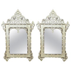 Miroirs en os de style moyen-oriental & incrustation de nacre