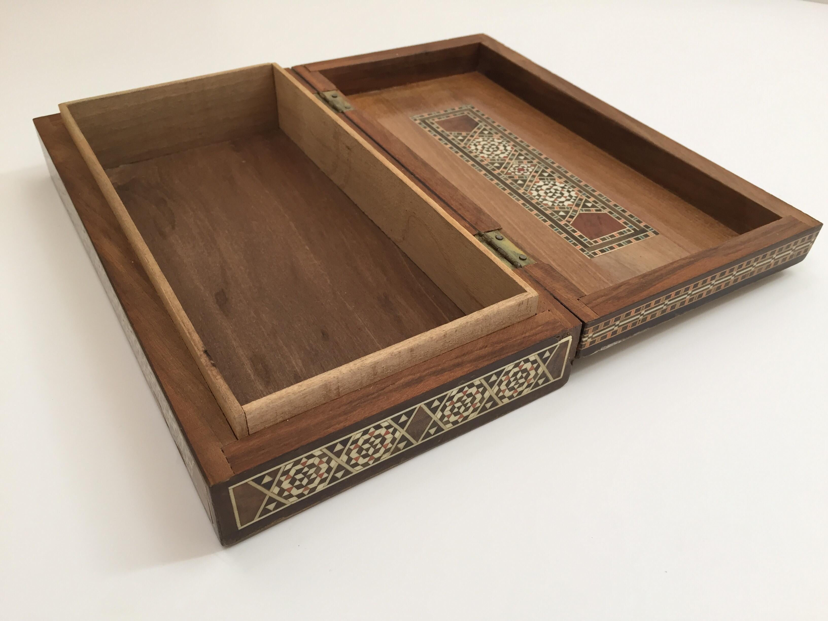 MOSAIC WOODEN JEWELLERY AND ACCESSORIES GIFIT BOX SYRIA CITYS  علب موزييك 