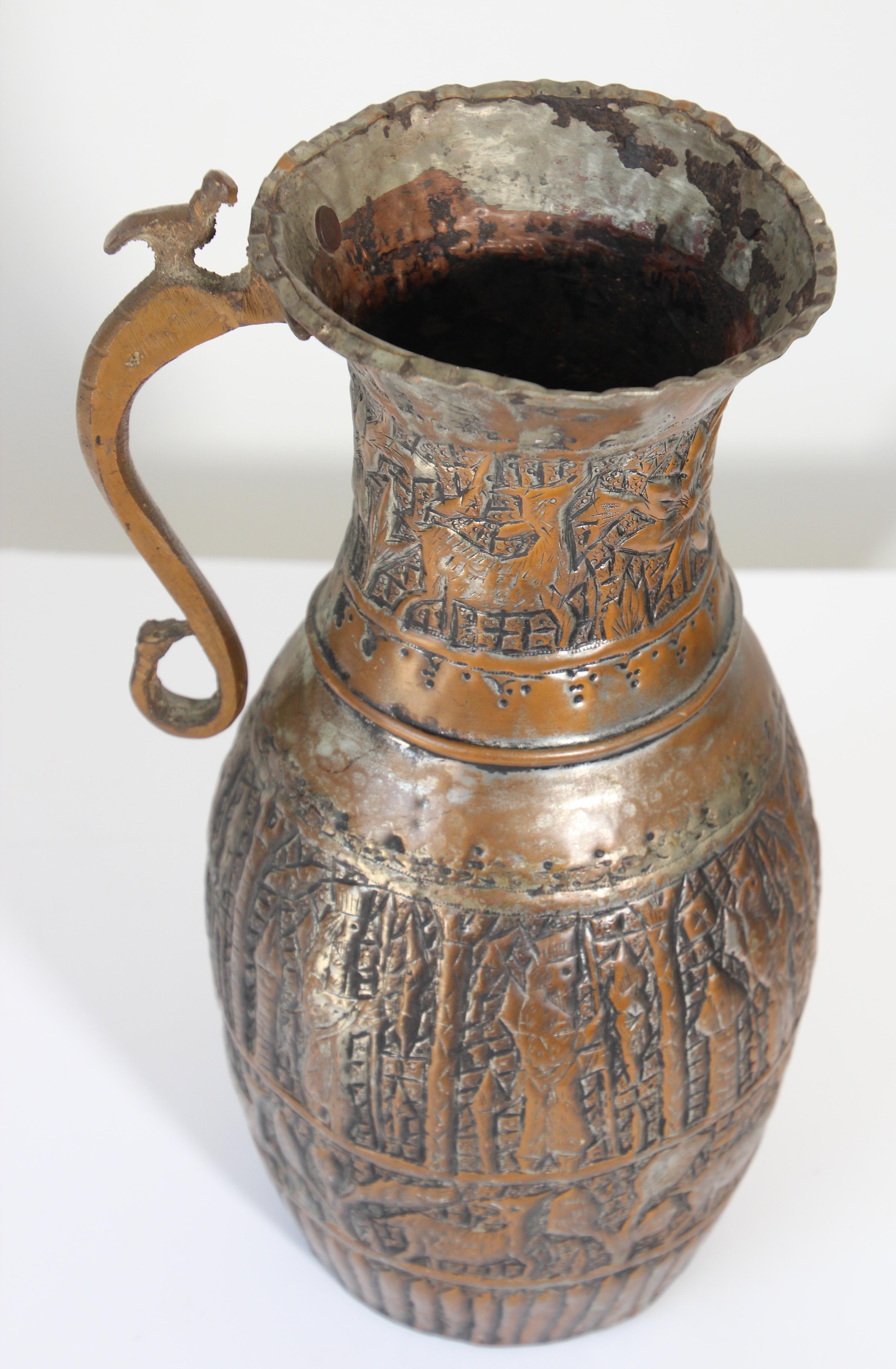 Kaffeekanne aus getöntem Kupfer aus dem Nahen Osten, 19. Jahrhundert im Angebot 4