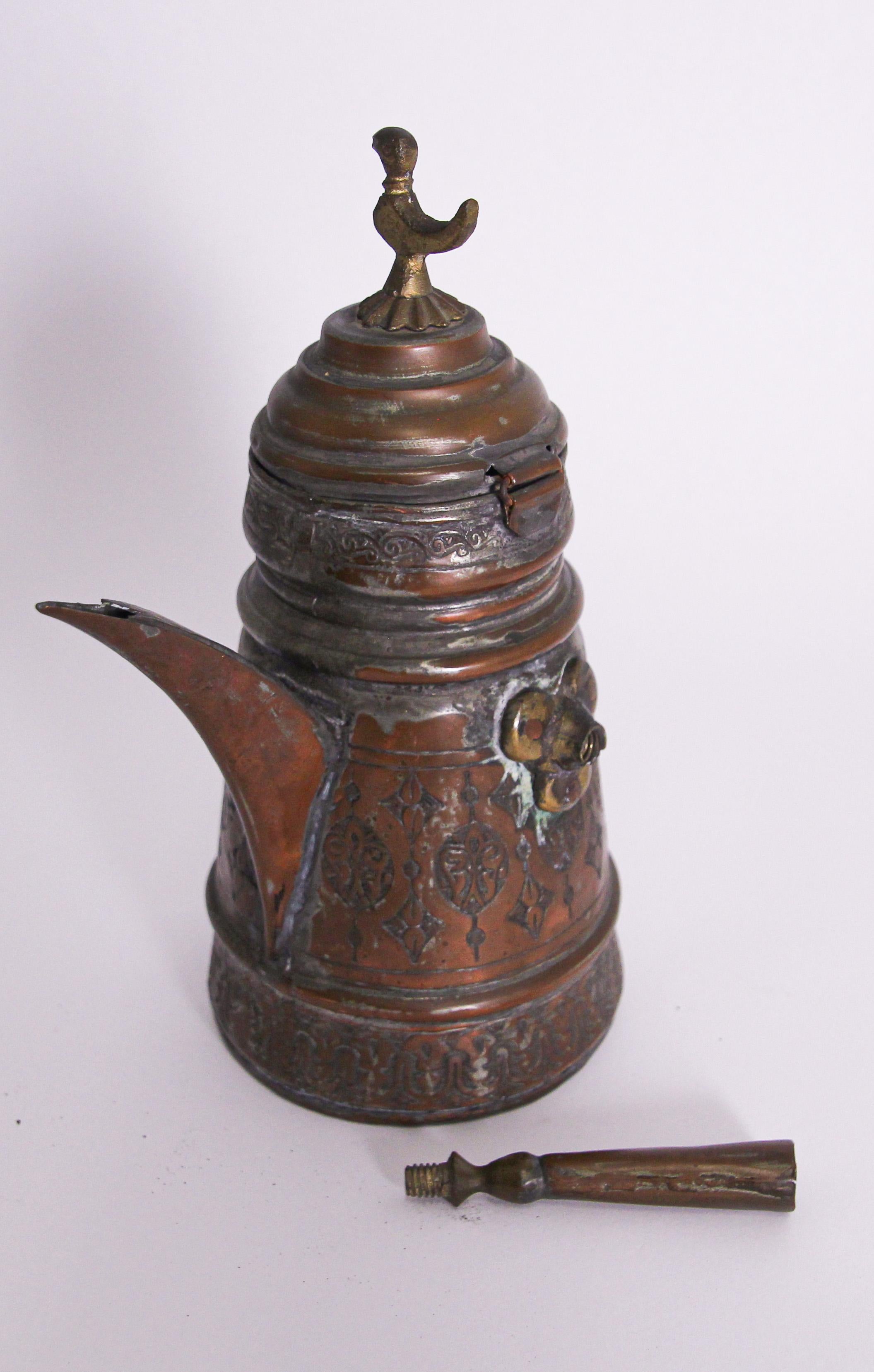 Middle Eastern Turkish Arabic Copper Dallah Coffee Pot For Sale 4