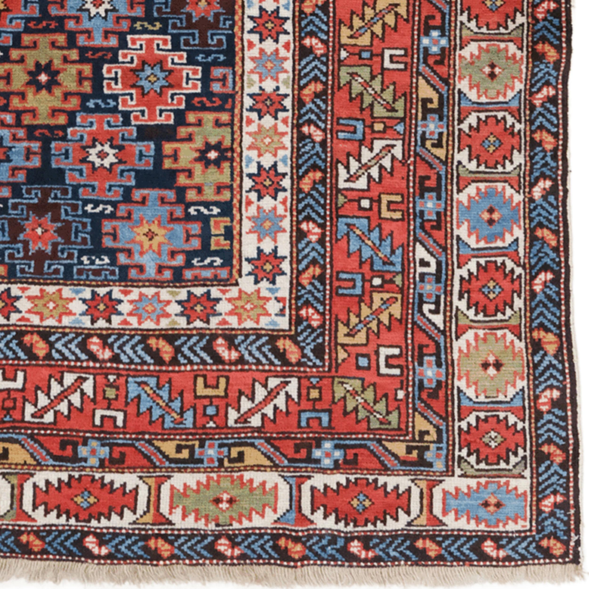 Middle of 19th Century East Caucasus Chi-Chi Rug In Good Condition For Sale In Sultanahmet, 34