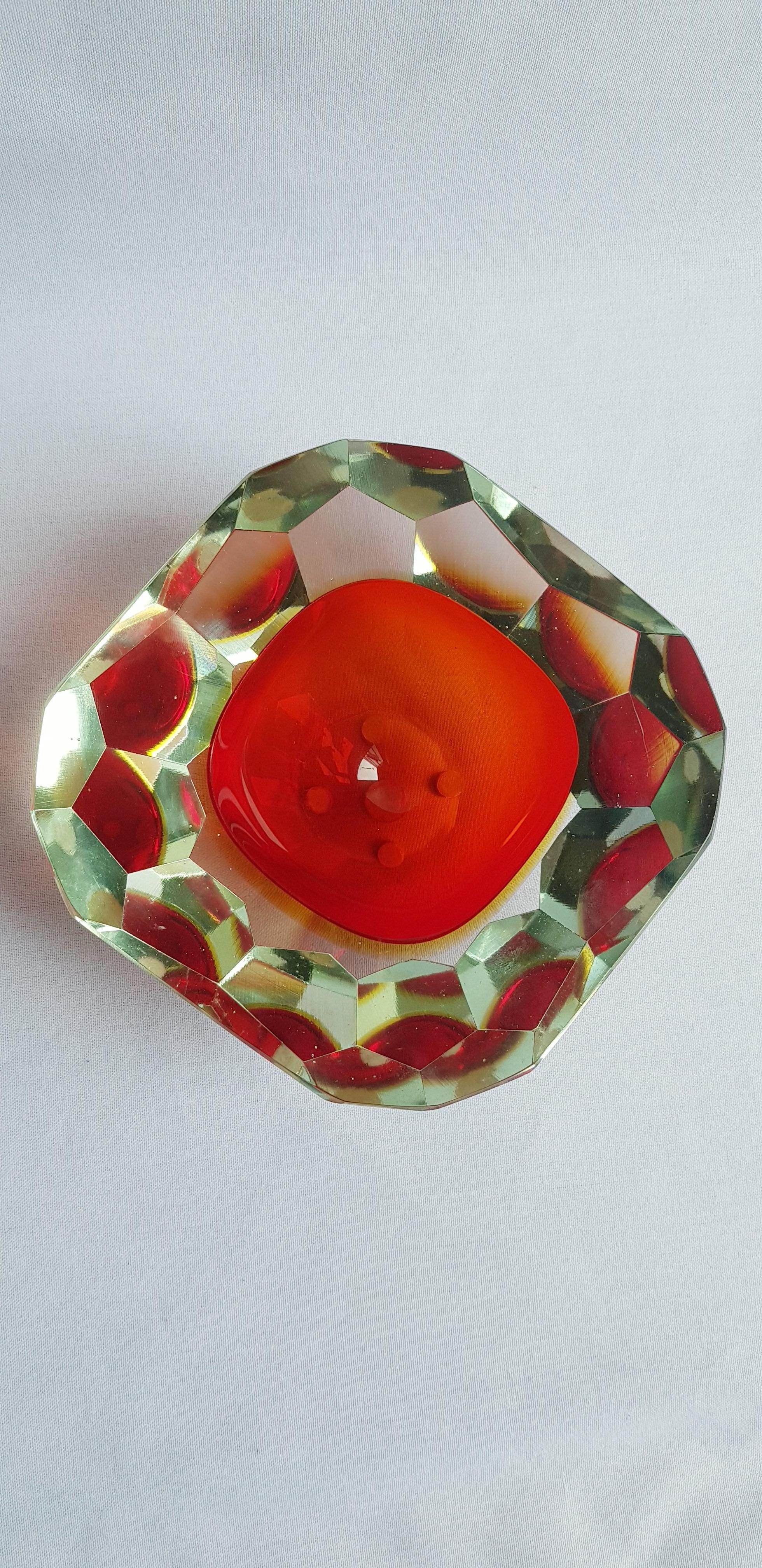 Middle of century murano glass large brilliant faceted geode  For Sale 1
