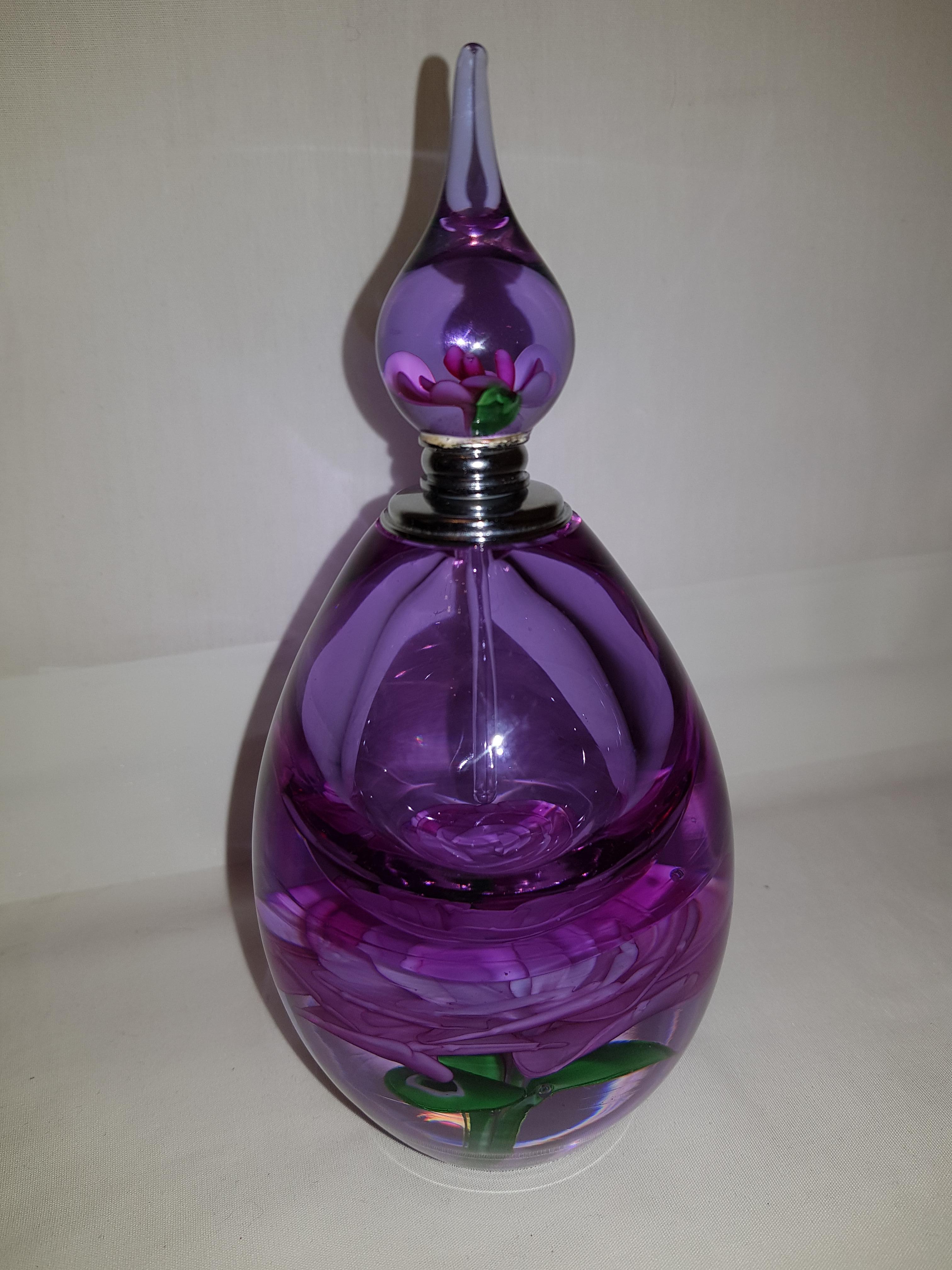 Beautiful middle of century murano glass Perfume Bottle brilliant condition.