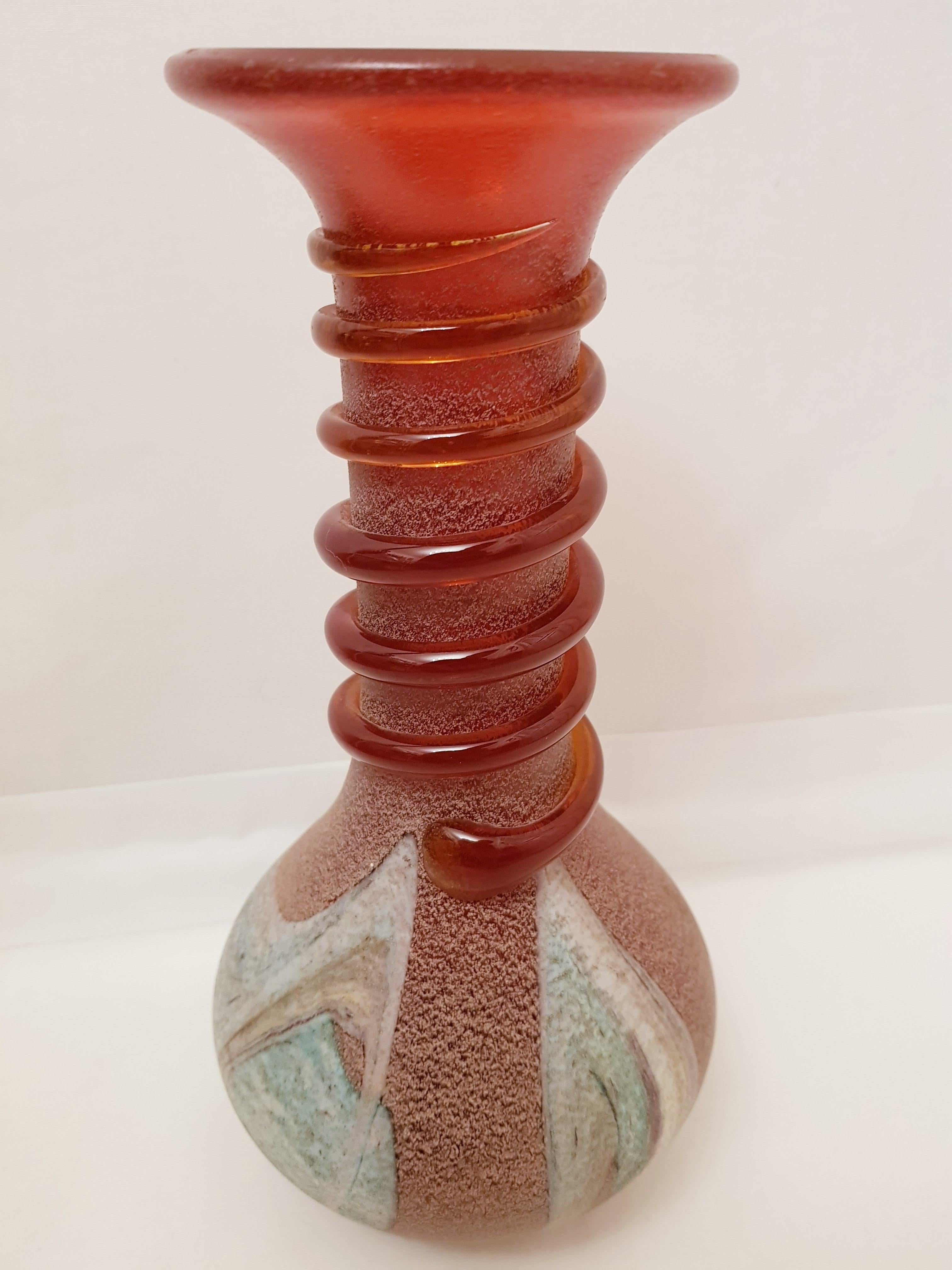 Beautiful middle of century murano glass scavo vase by Gino Cendese brilliant condition.