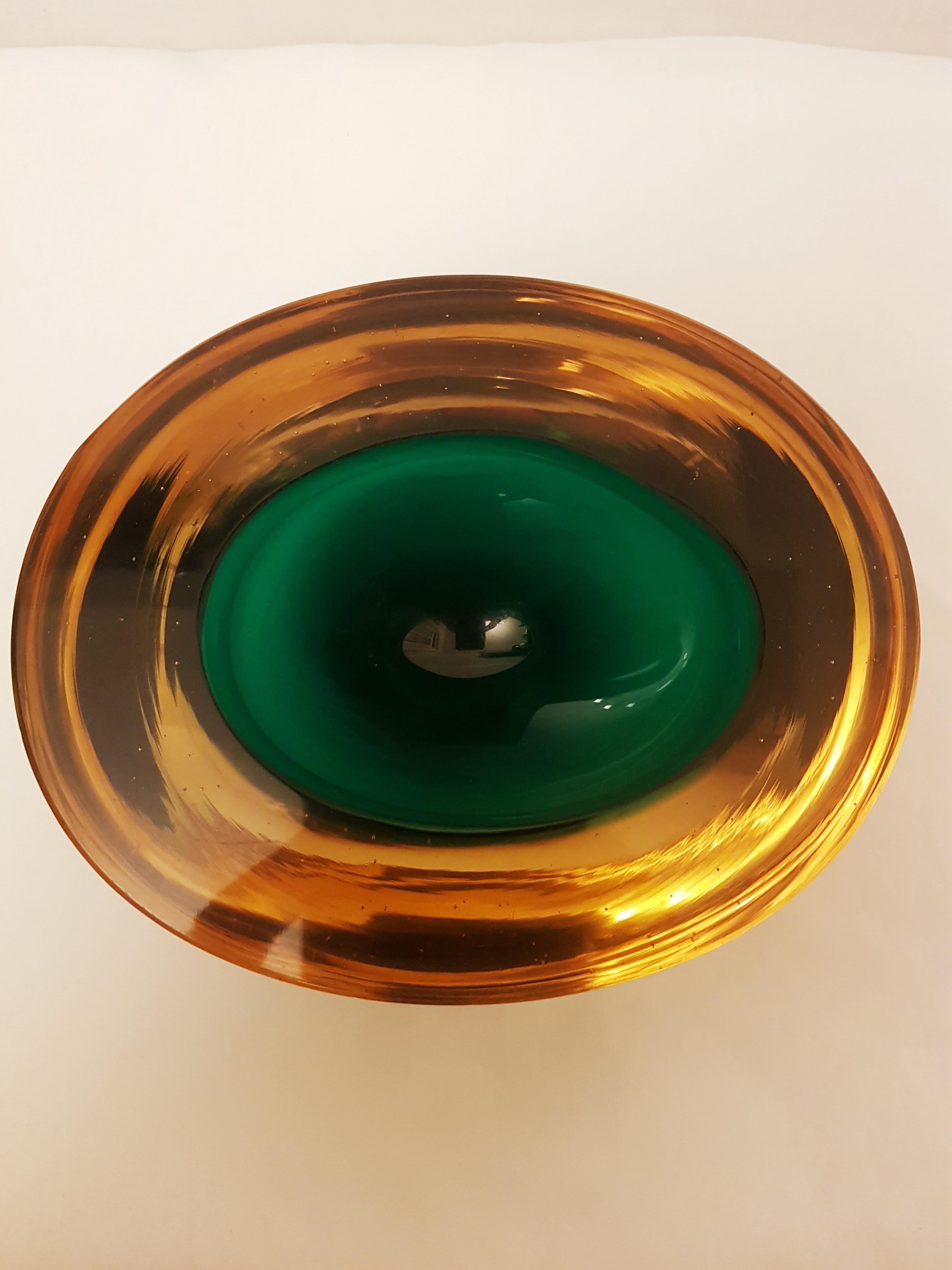Beautiful middle of century murano glass somerso caviar geode, green and amber by Flavio Poli brilliant condition.