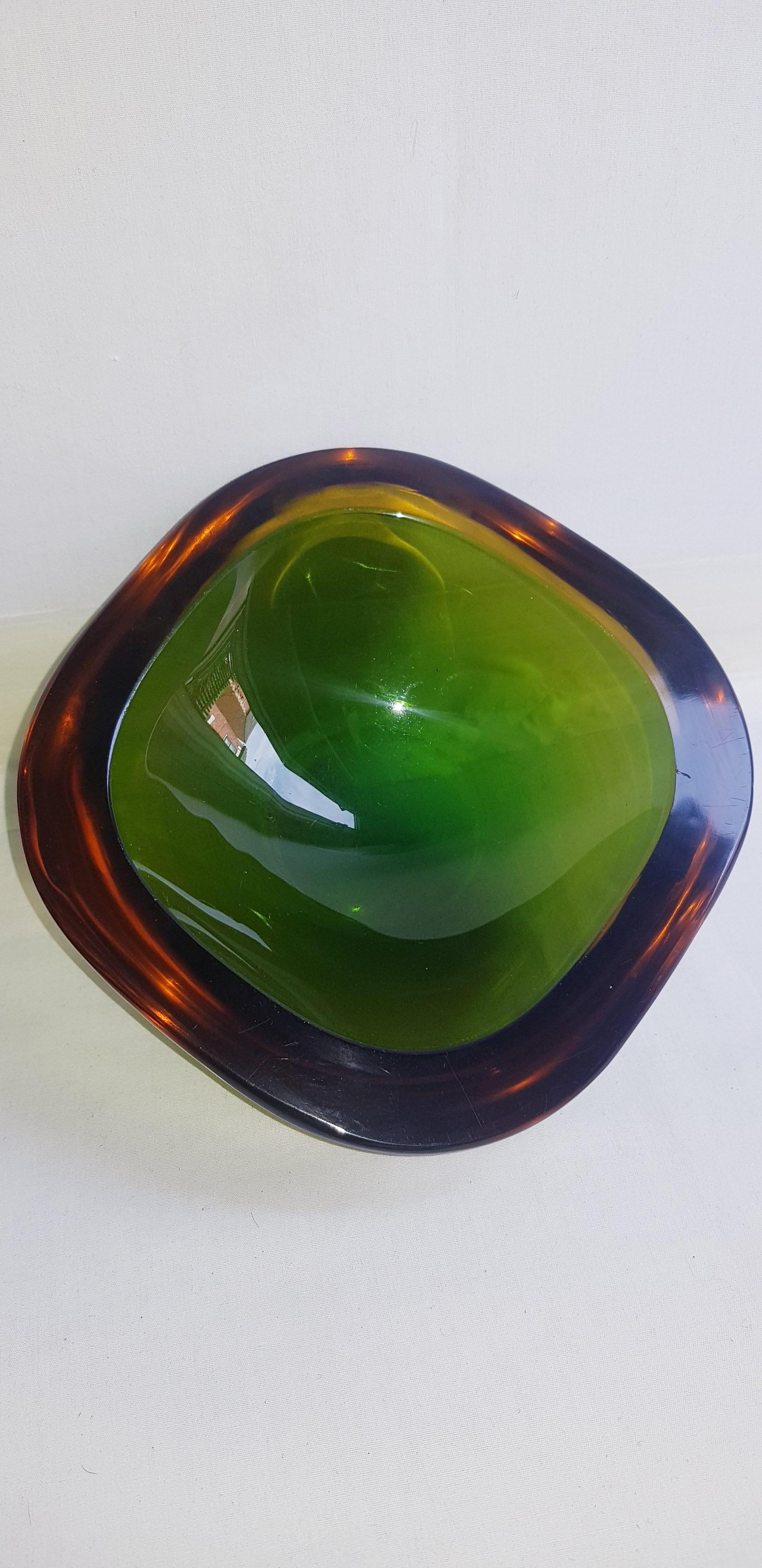 Beautiful middle of century murano glass somerso geode, green and amber good condition.