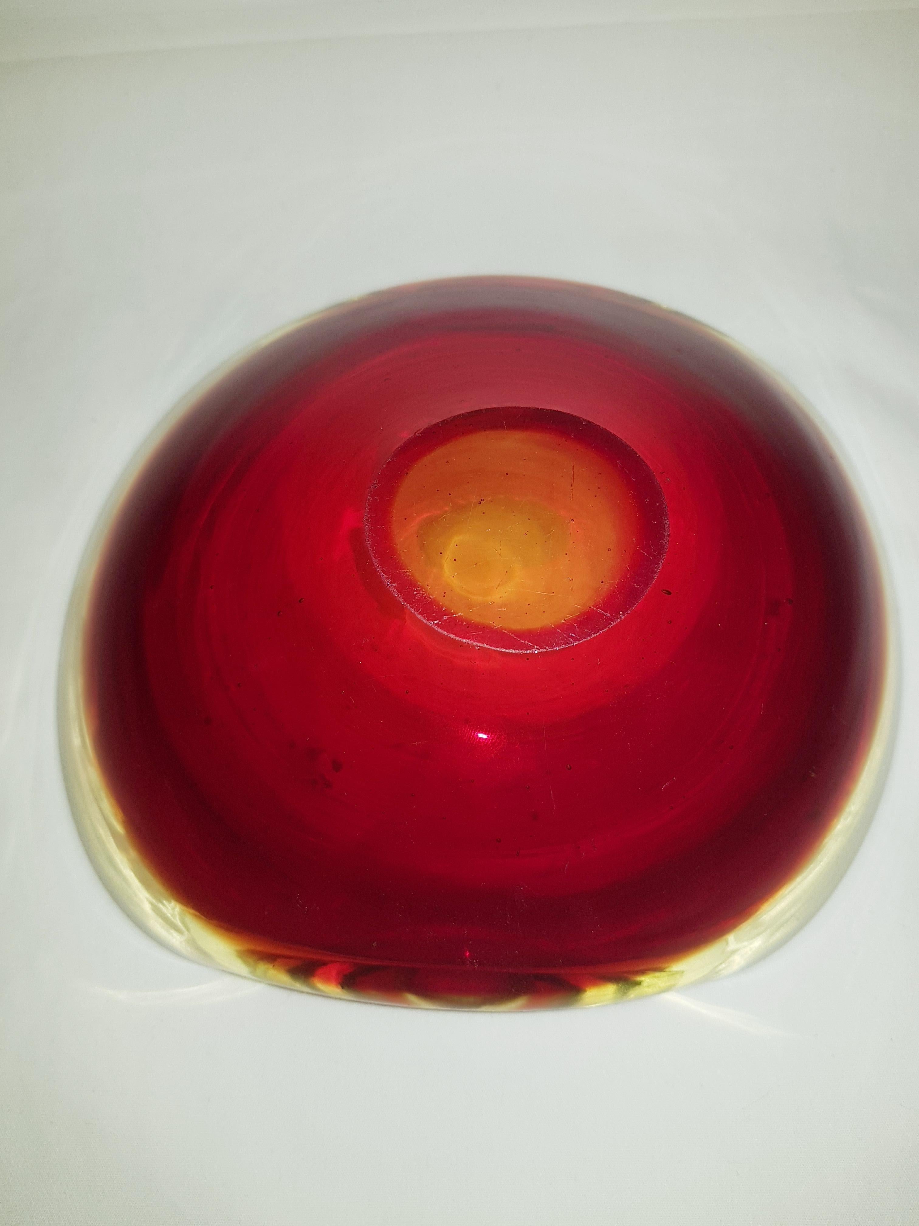 Italian Middle of Century Murano Glass Somerso Uranium Bowl For Sale