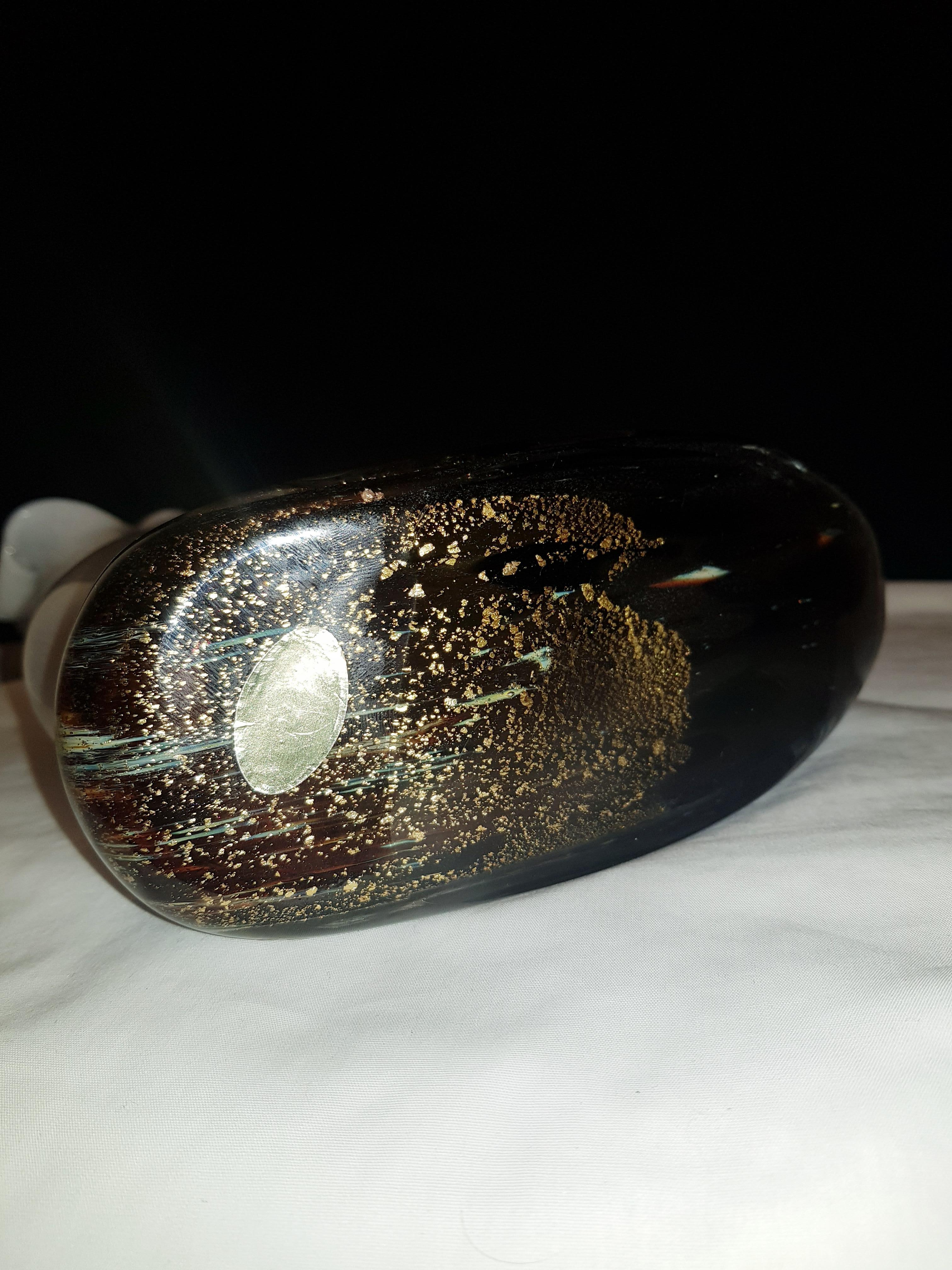 Hand-Crafted Middle of Century Murano Glass Vase with Gold Leaf For Sale