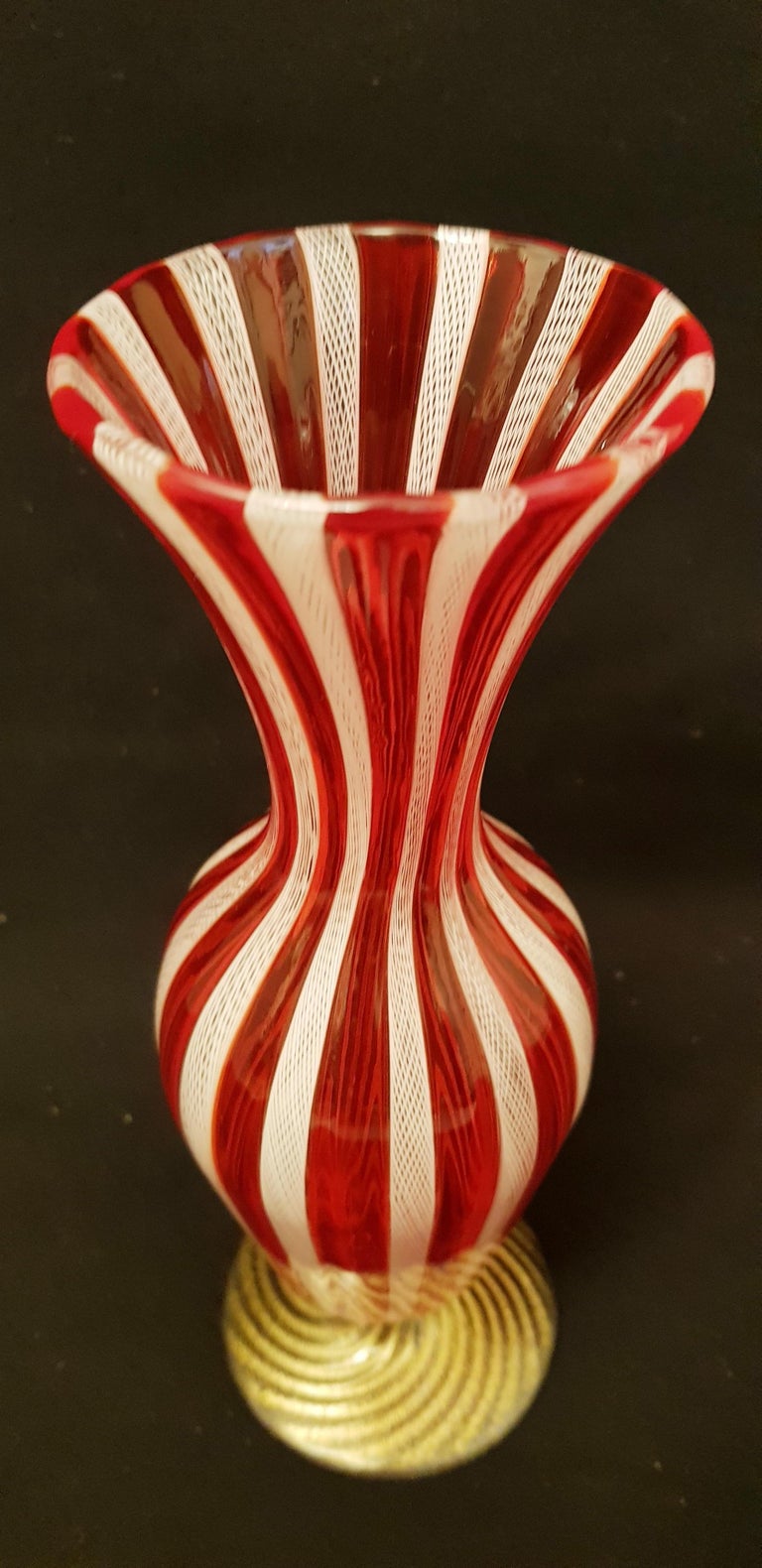 Middle of Century Murano Glass Zanfirico Vase with Gold Leaf For Sale