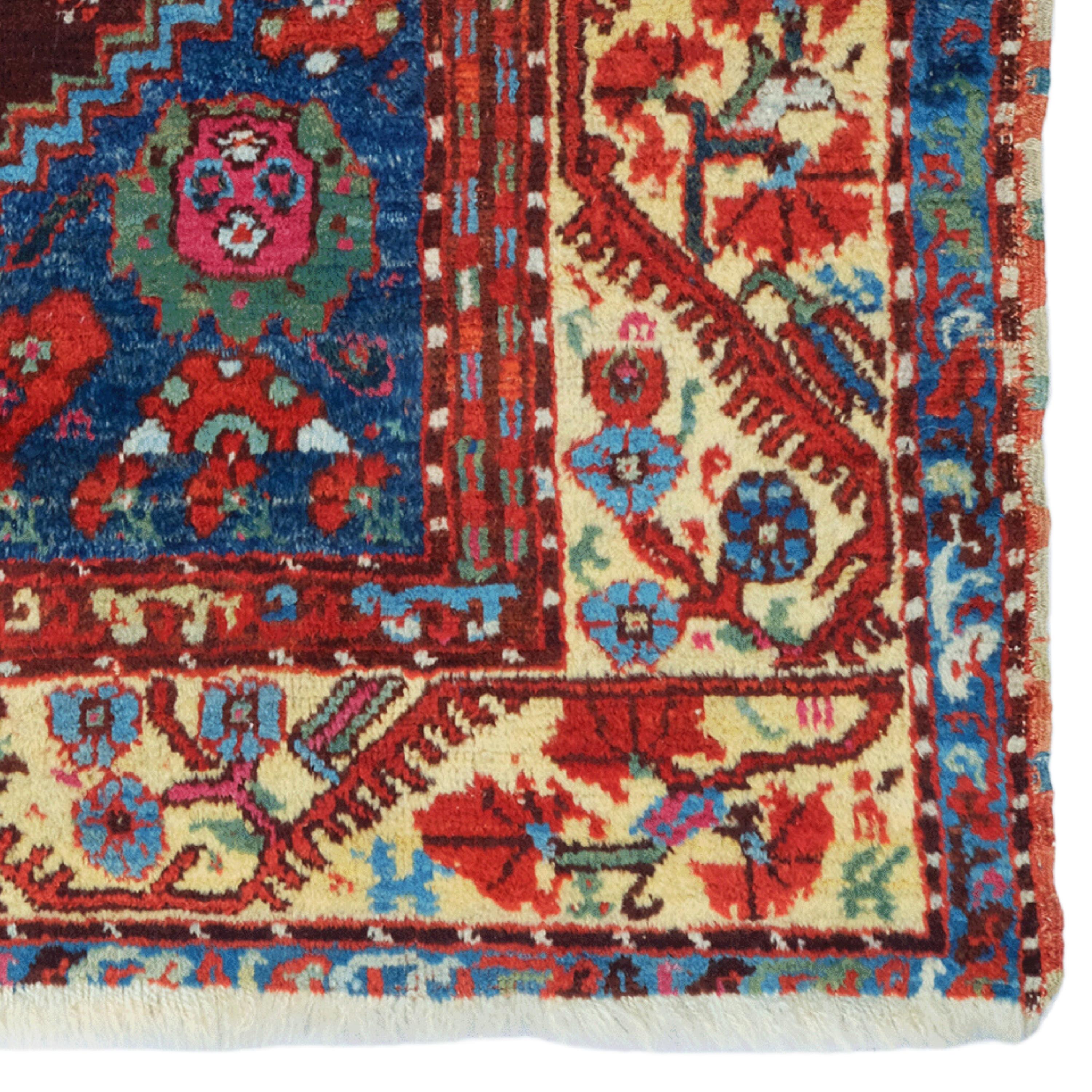 Middle Of The 19th Century Anatolian Kula Rug - Antique Turkish Rug For Sale 1