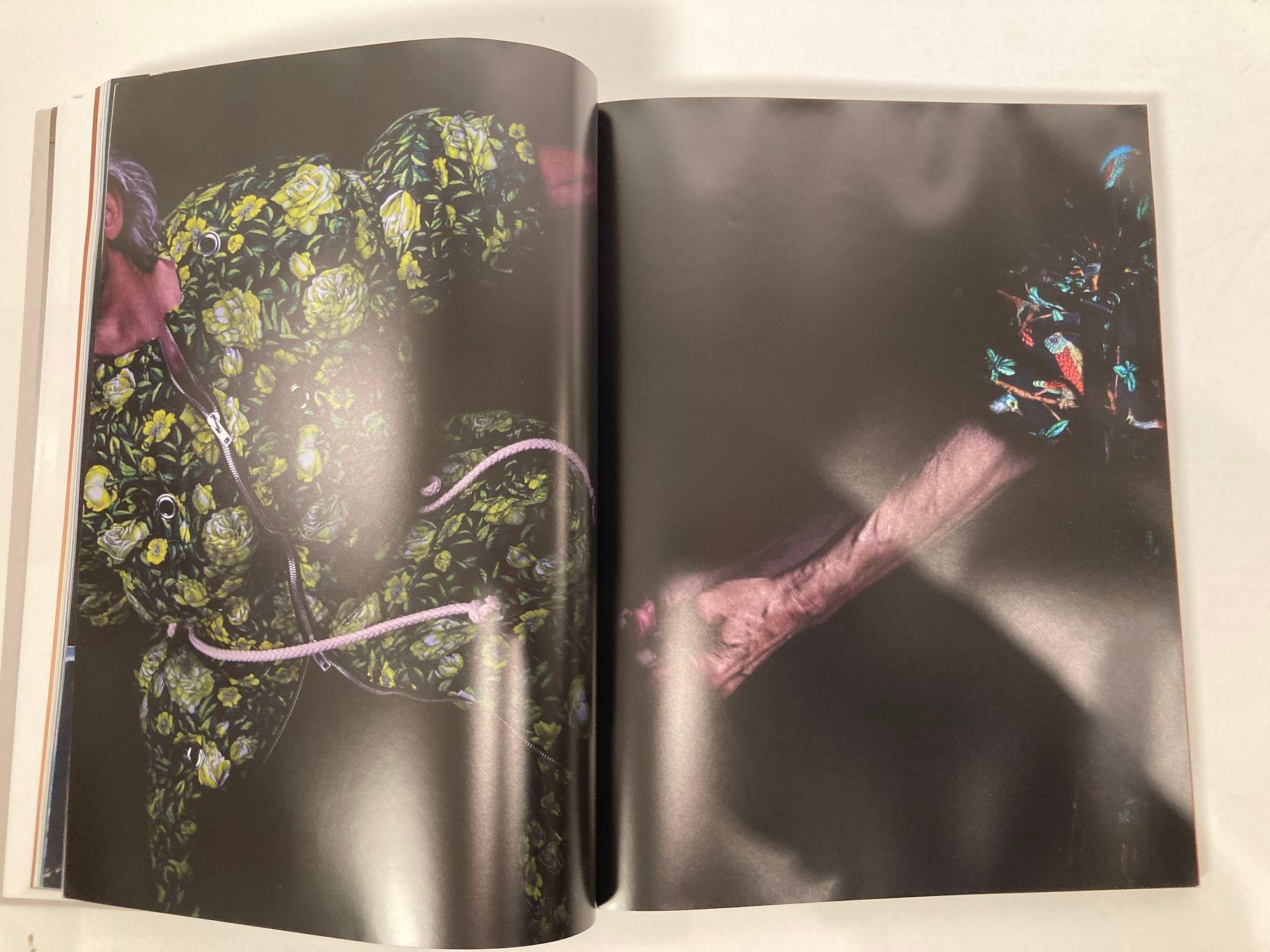 Middle Plane Art Magazine No. 4 Christo et Jeanne-Claude 2021 en vente 2