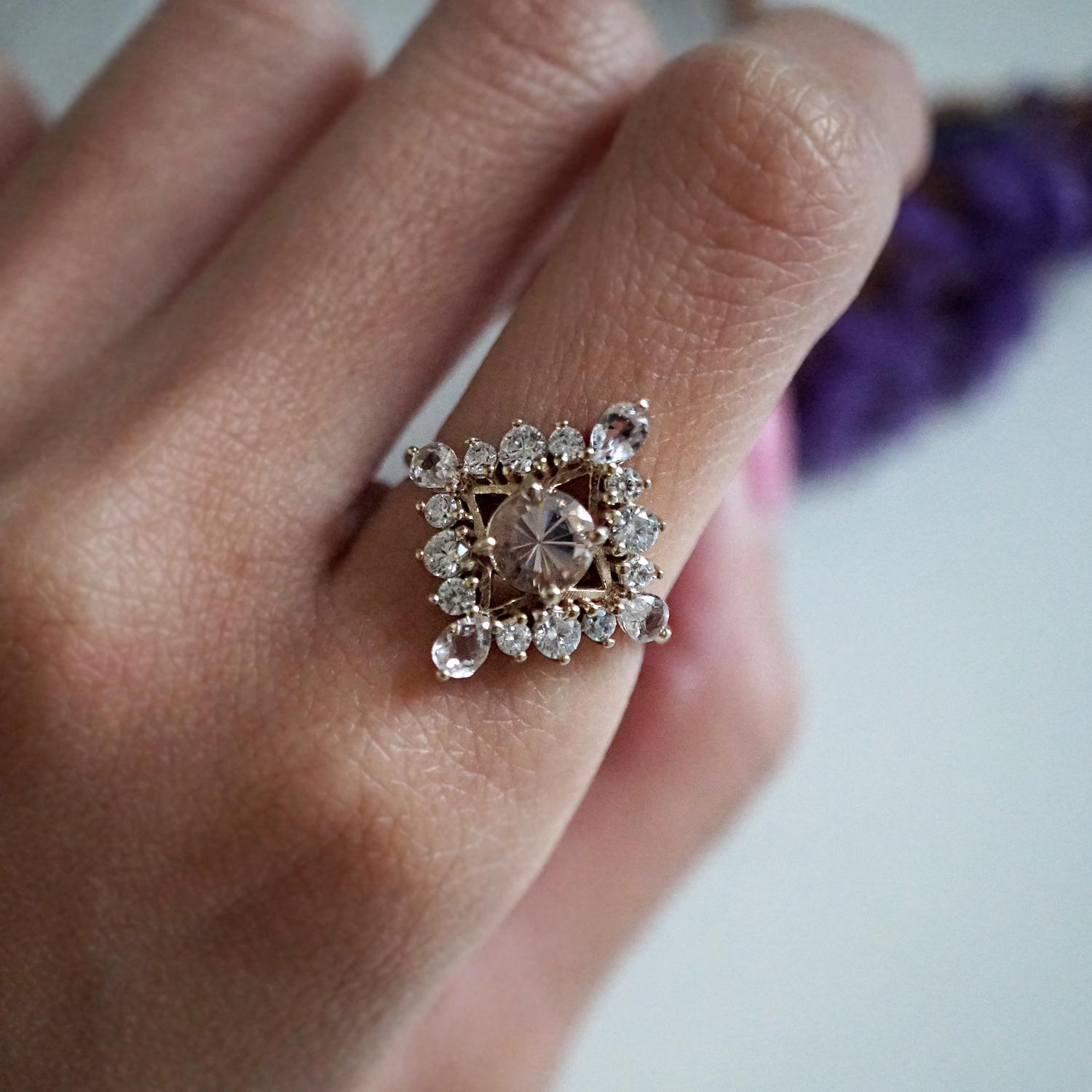 Middleton Morganite Diamond Ring In New Condition For Sale In New York, NY