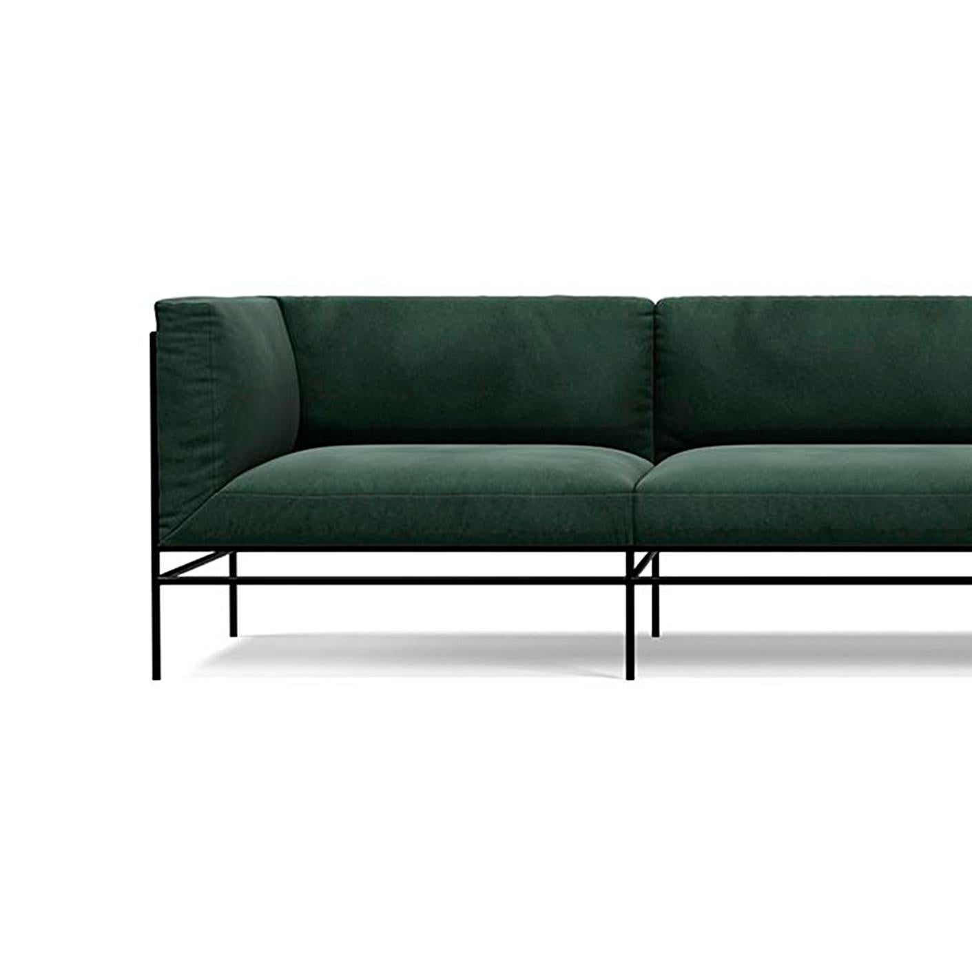 'Middleweight' three seater by Michael Anastassiades for Karakter

Middleweight is Michael Anastassiades’ very first upholstered piece of furniture. The piece captures the best of two worlds, the Italian super lounge sofa on one side and the compact
