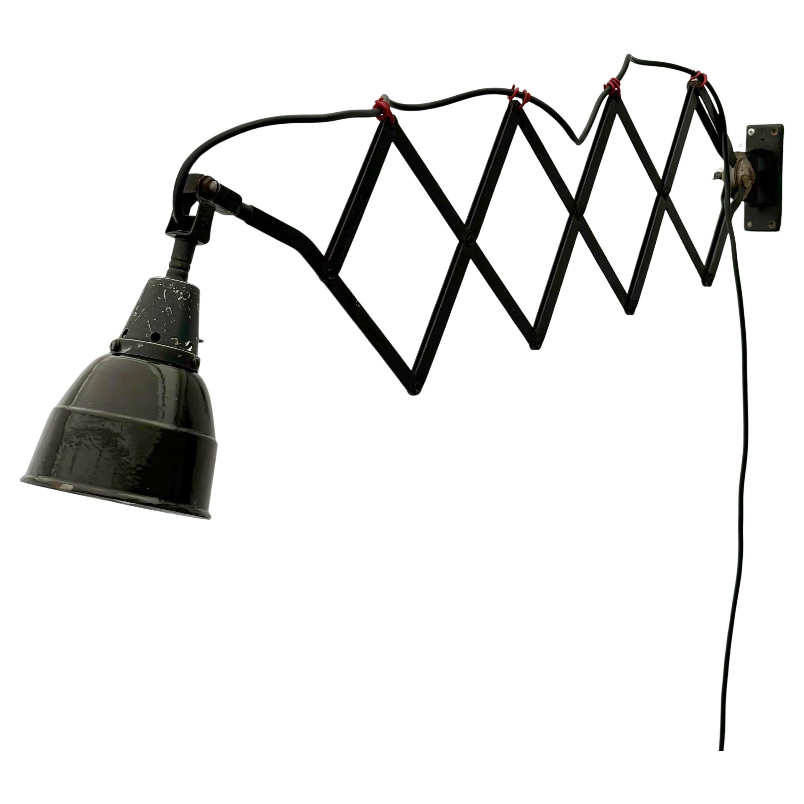 Midgard-Wandleuchte im Bauhaus-Stil mit Schere von Curt Fischer, Deutschland, 1940er Jahre im Angebot