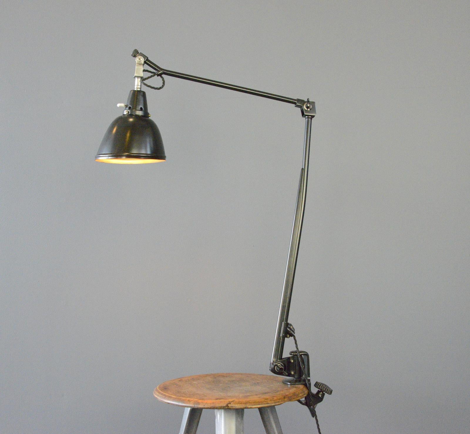 Midgard Typ 114 Table Lamp By Curt Fischer Circa 1930s In Good Condition In Gloucester, GB