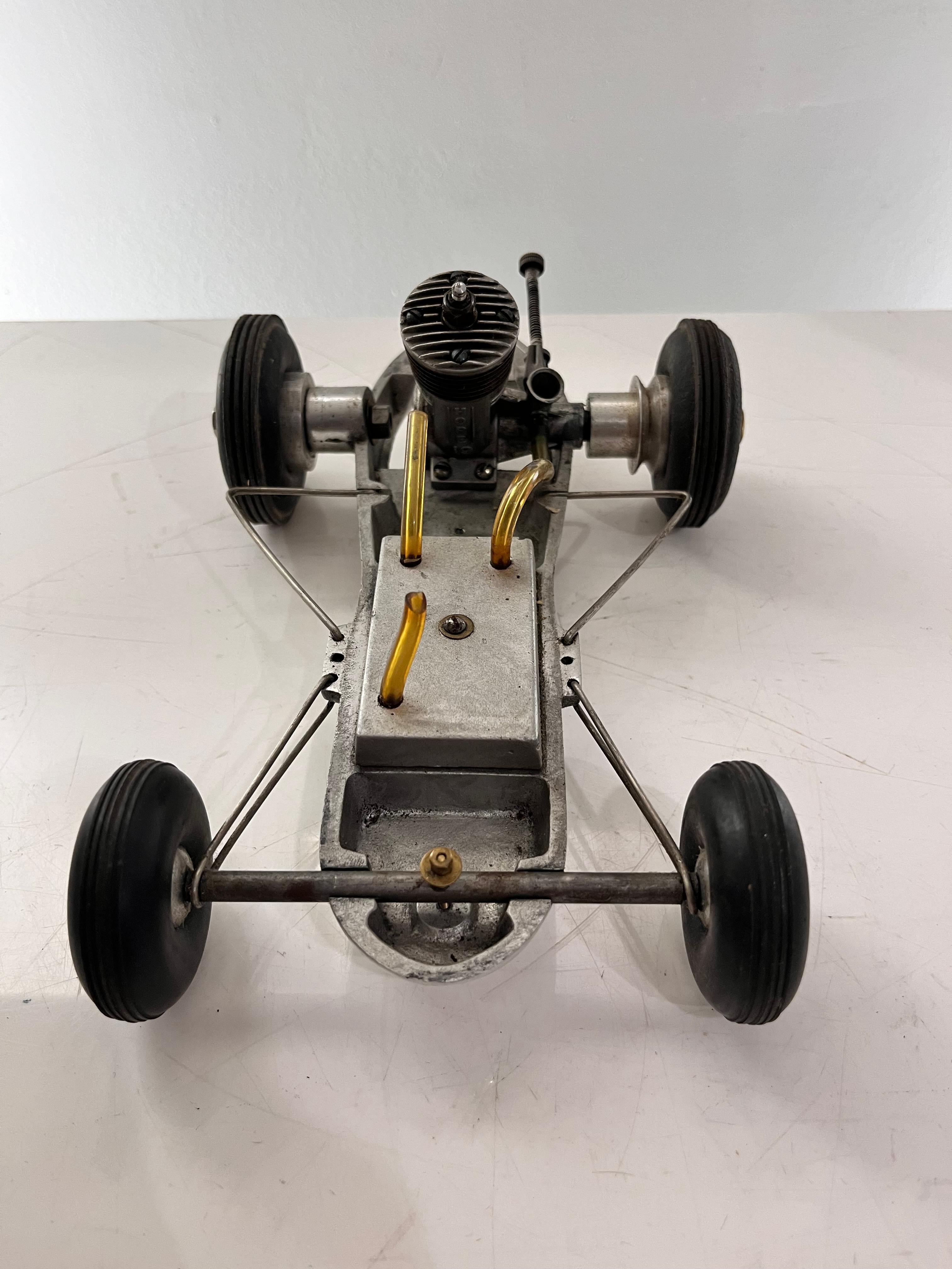 20th Century MIDGETEE New Star Gas Model Racing Car All Glo Engine 1950s