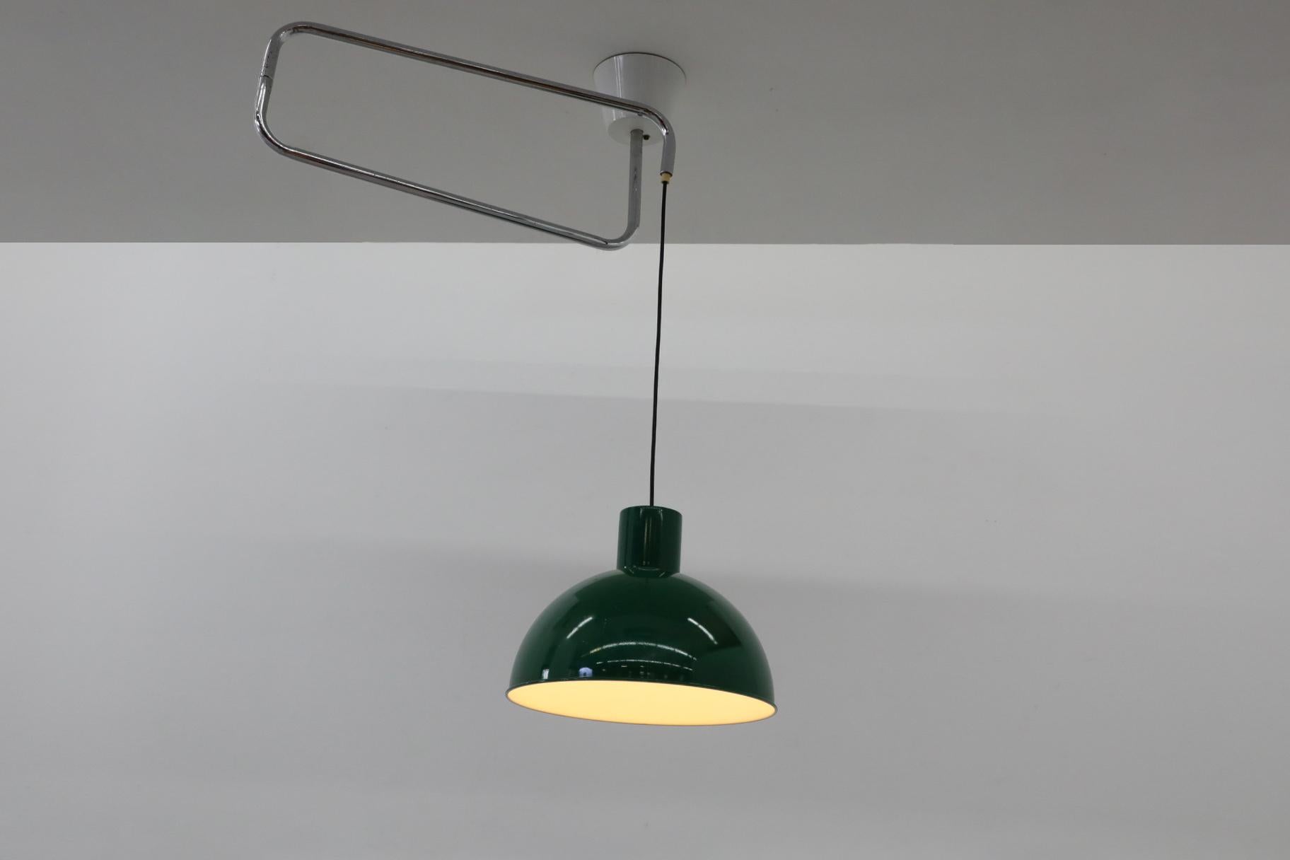 Ciondolo a soffitto Midi Bunker di Jo Hammerborg per Fog & Mørup in verde in vendita 1