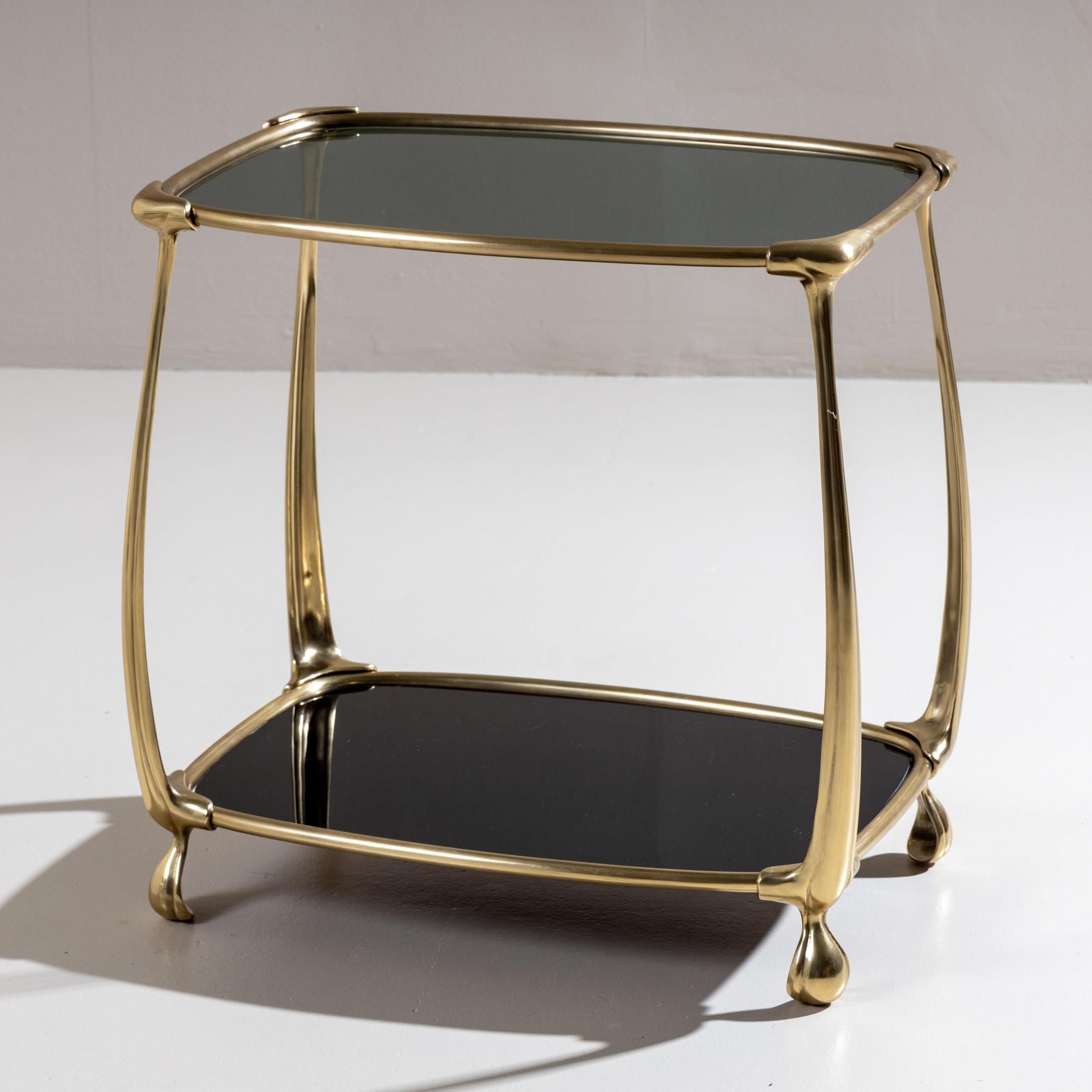 Italian Midi20th Century Pair of Brass and Glass Side Tables, Attributed to Fontana Arte For Sale