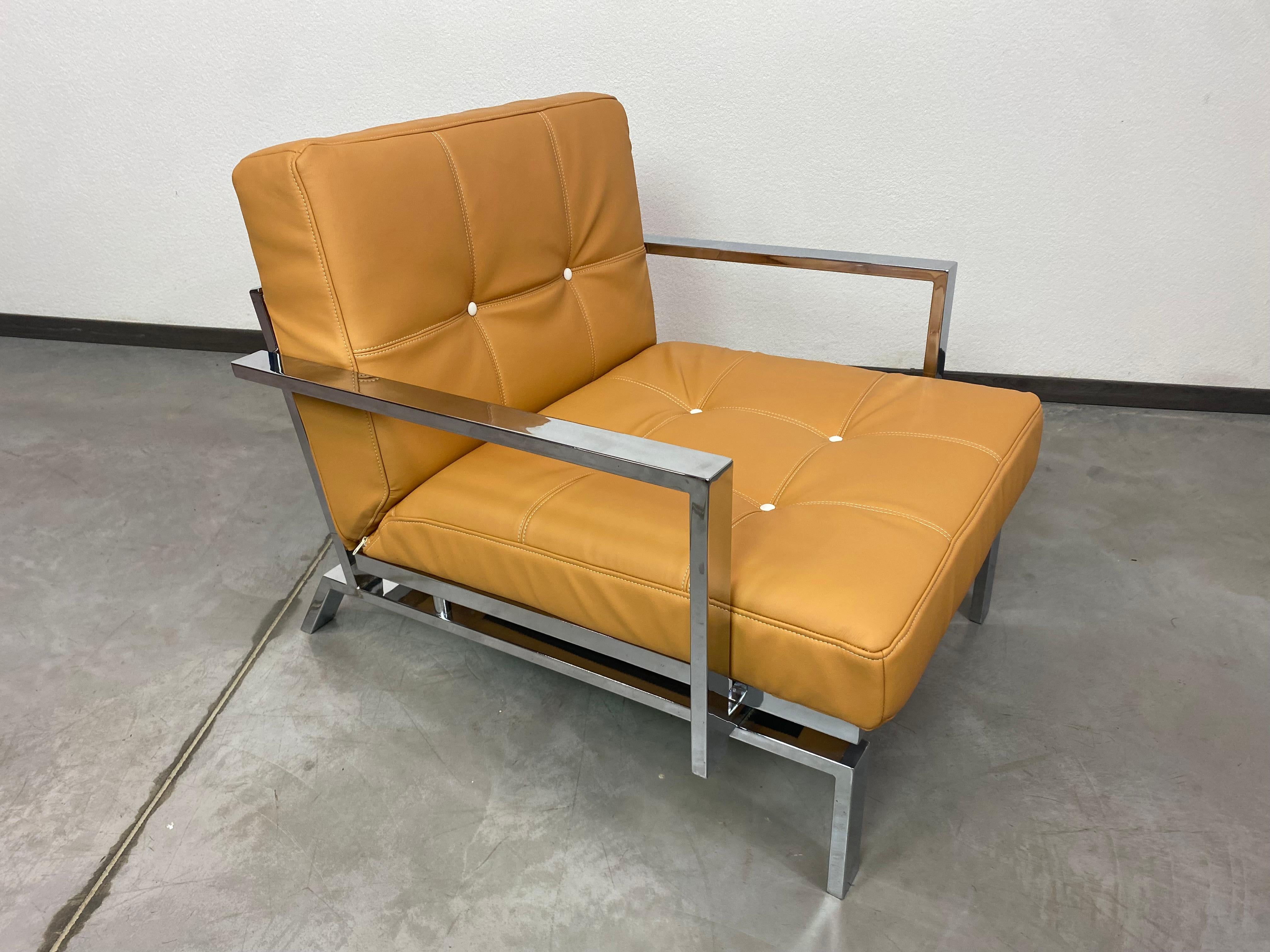 Hungarian Midncenury design lounge chair - Studio biege For Sale