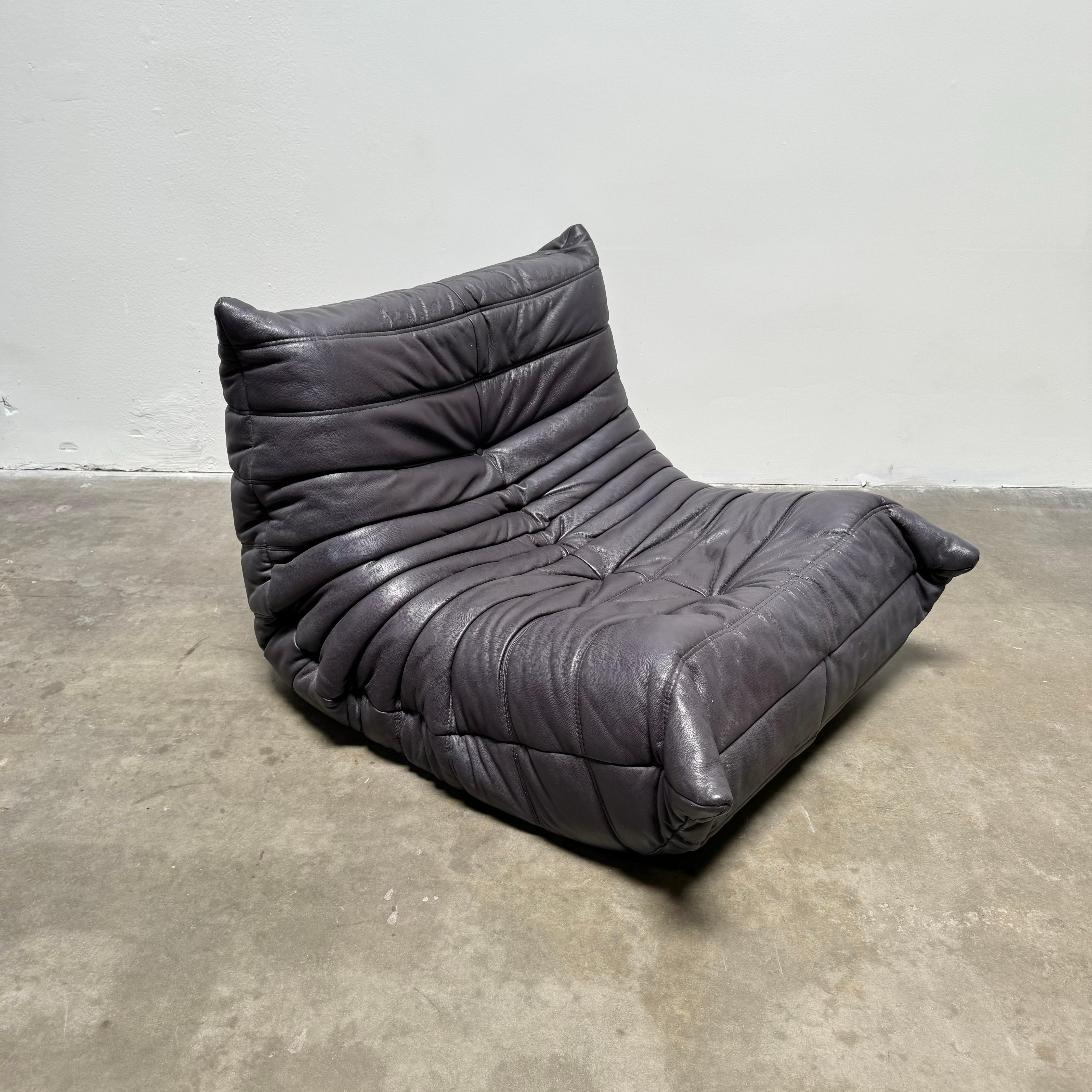 Midnight Black Leather Togo Suite by Michel Ducaroy for Ligne Roset, 1990s 11