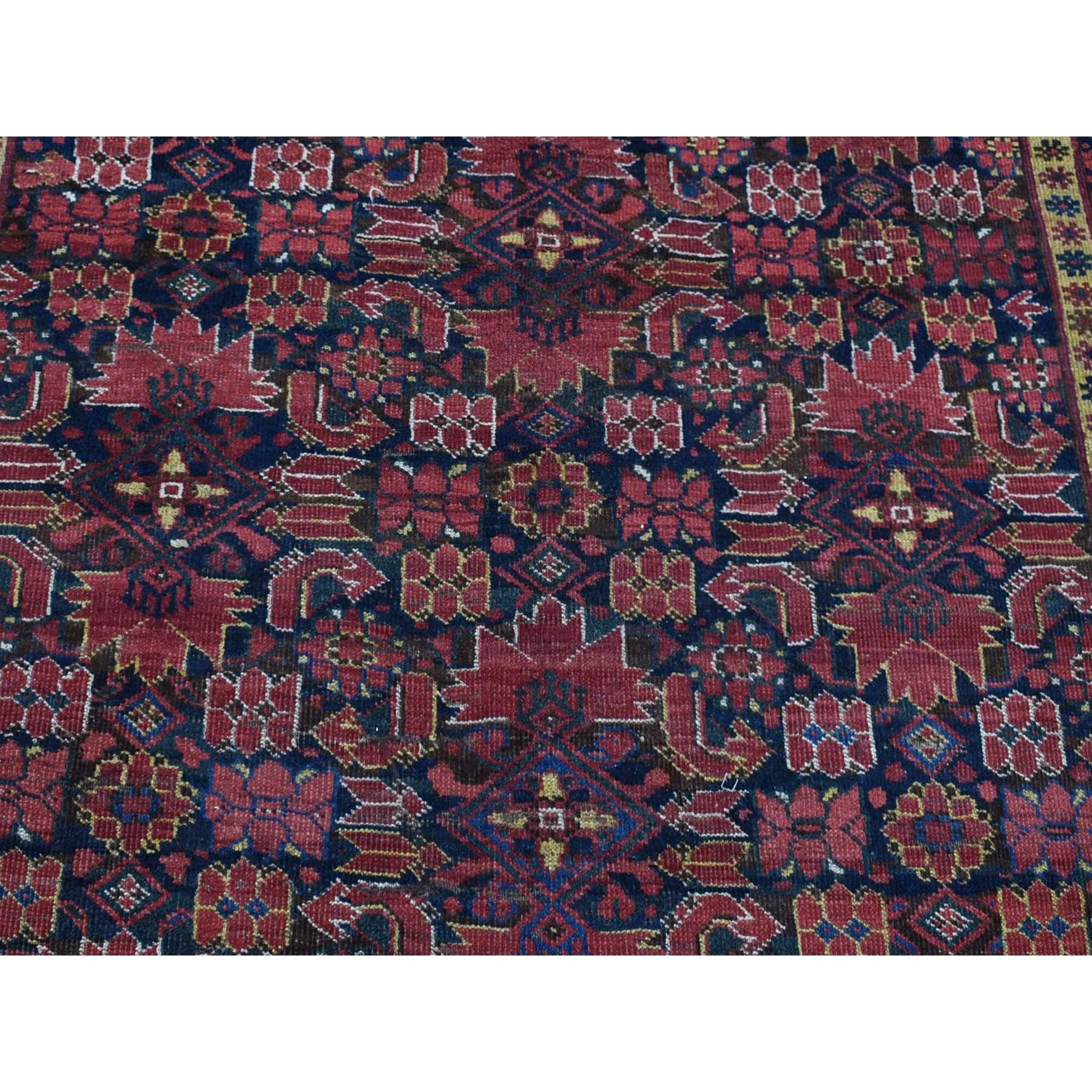 Mitternachtsblauer antiker Afghanischer Beshir handgeknüpfter Teppich aus reiner Wolle mit geometrischem Design im Angebot 2
