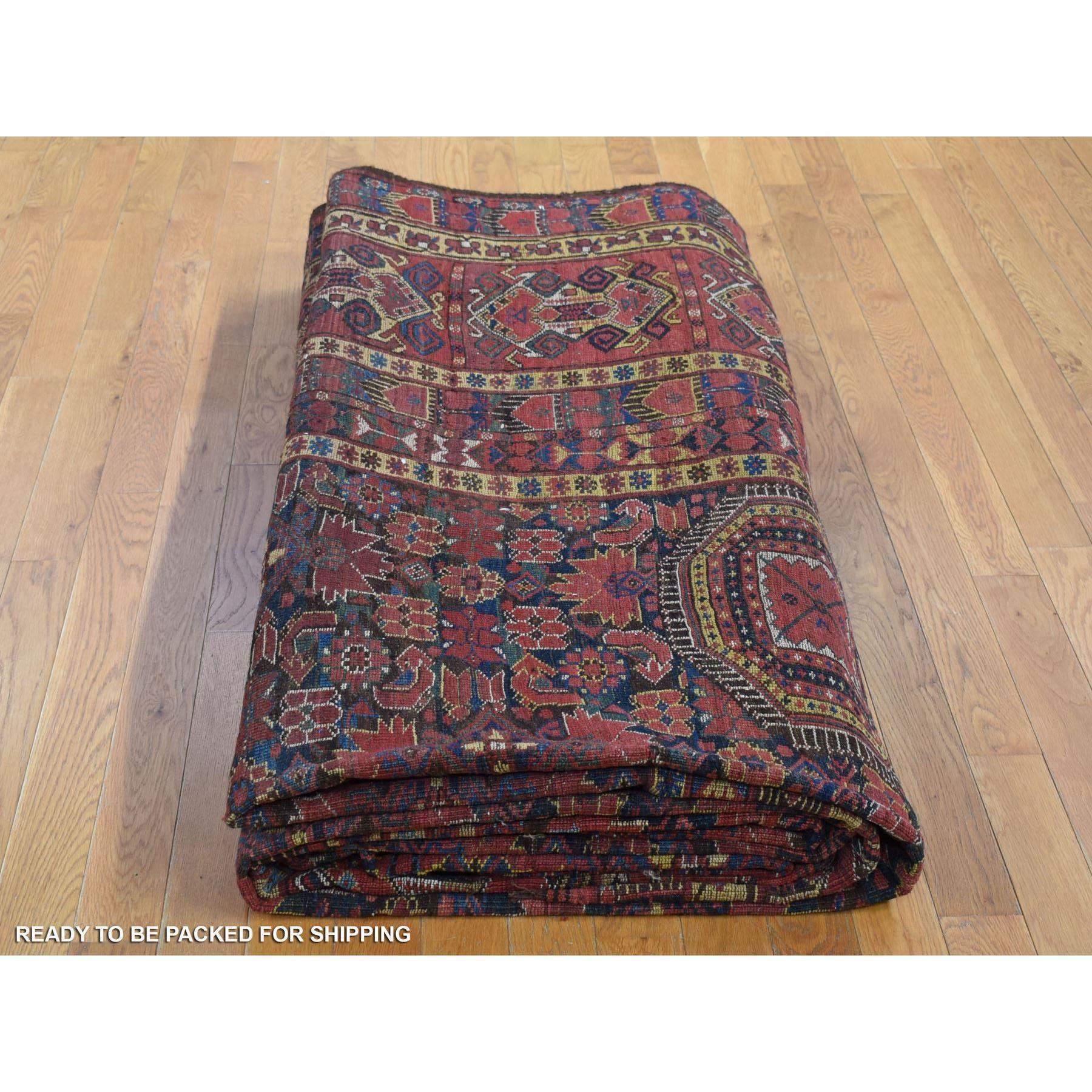Mitternachtsblauer antiker Afghanischer Beshir handgeknüpfter Teppich aus reiner Wolle mit geometrischem Design im Angebot 3