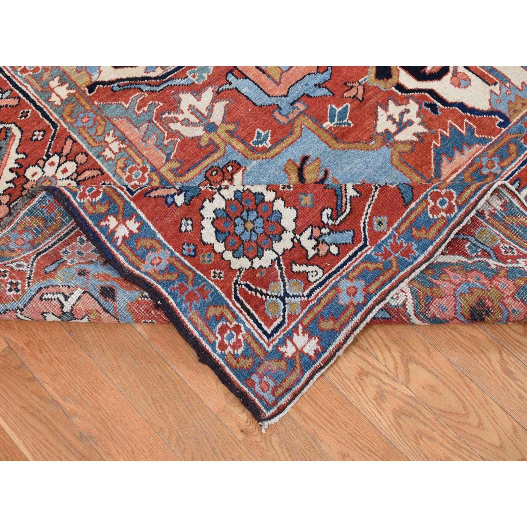 Midnight Blue Antique Persian Serapi Heriz Clean Hand Knotted Pure Wool Rug For Sale 1
